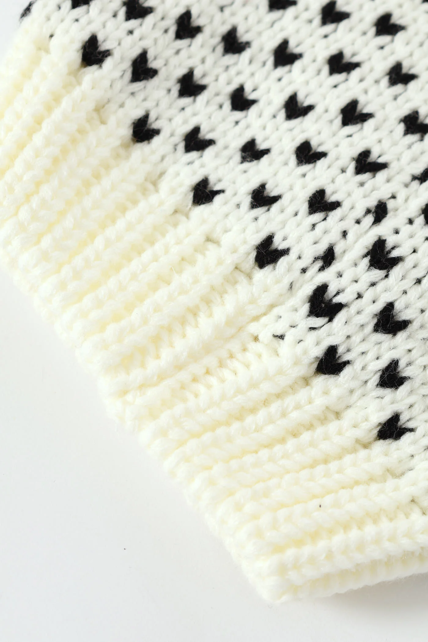Pre-Girls Heart Print Beanie With Fur Pom Pom - Cream - Image 2