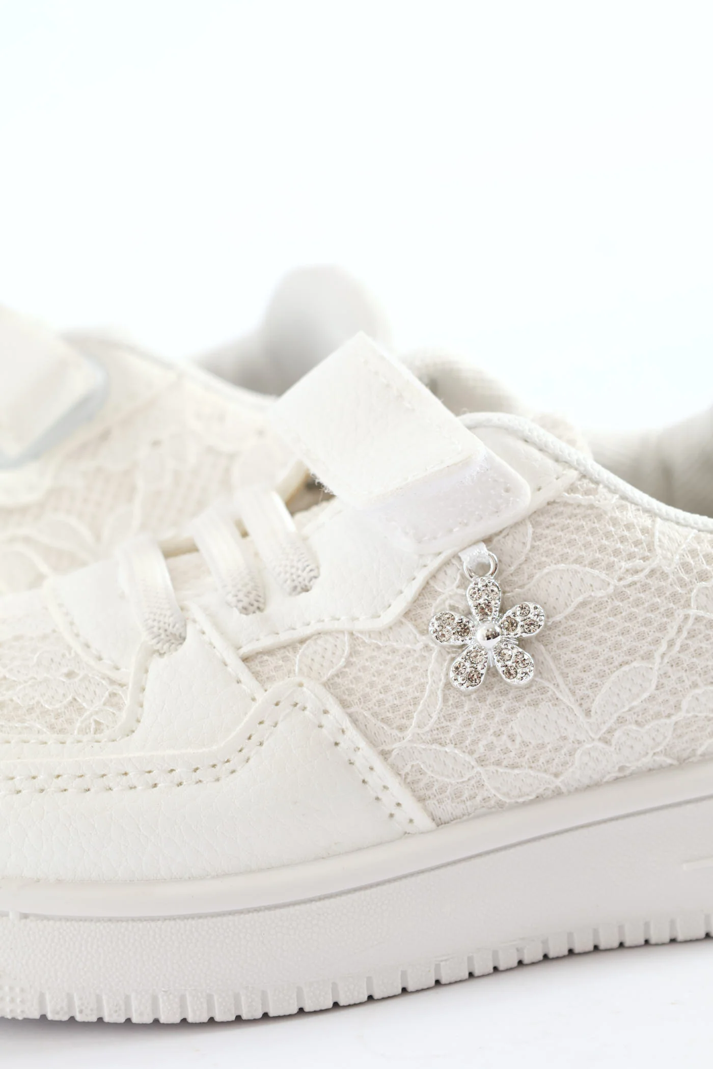 Pre-Girls Lace Court Sneaker - White - Image 2