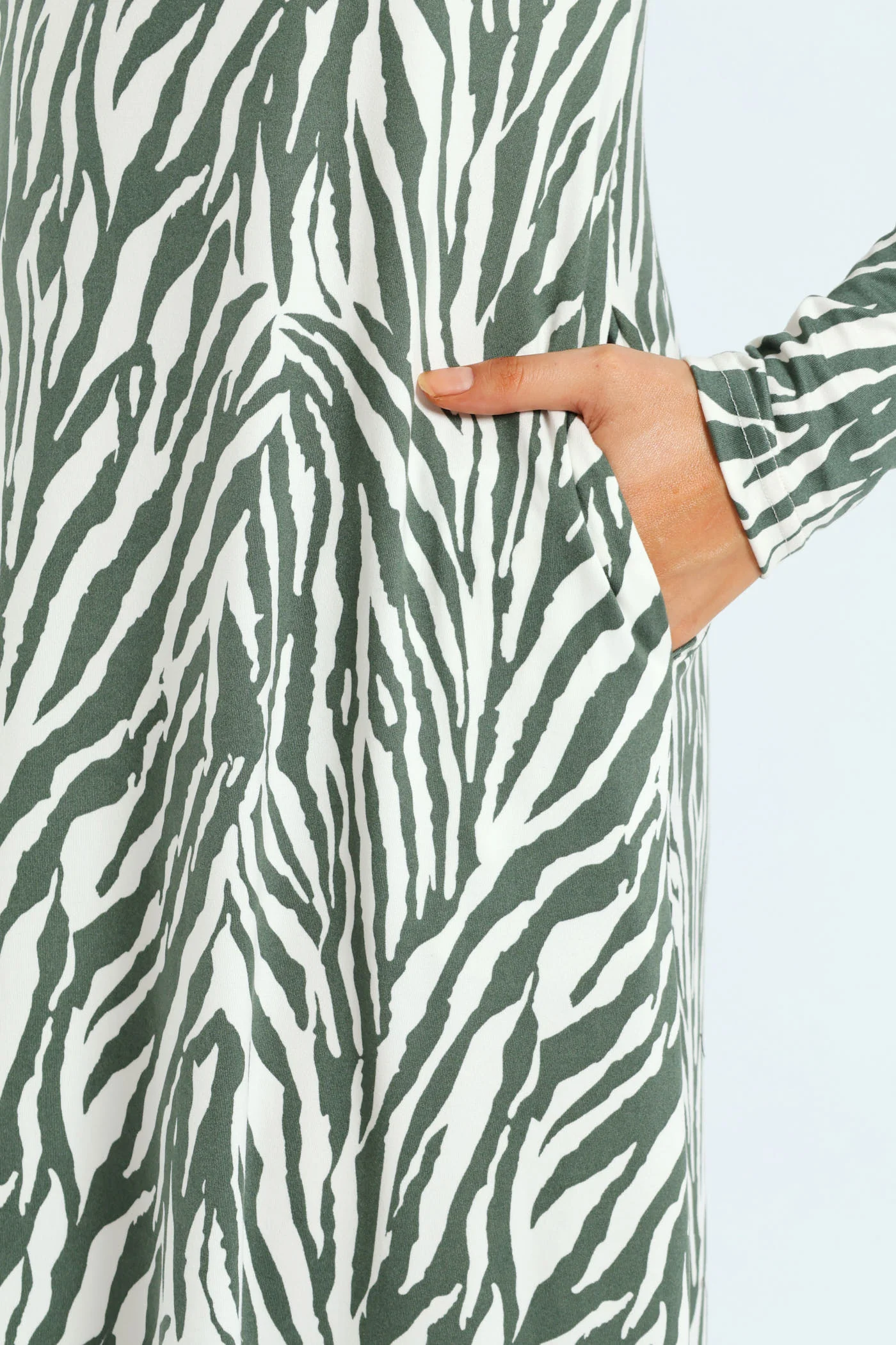 Printed A-Line Midaxi Dress - Fatigue/Cream - Image 5