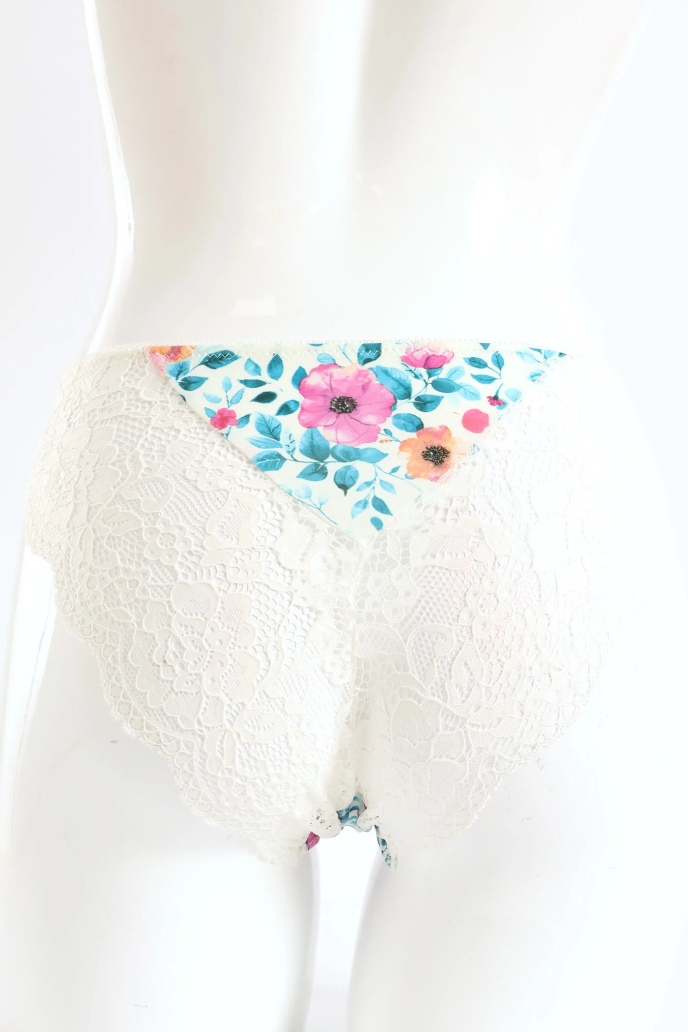 Printed Microfibre & Lace Bikini Panty - White - Image 2