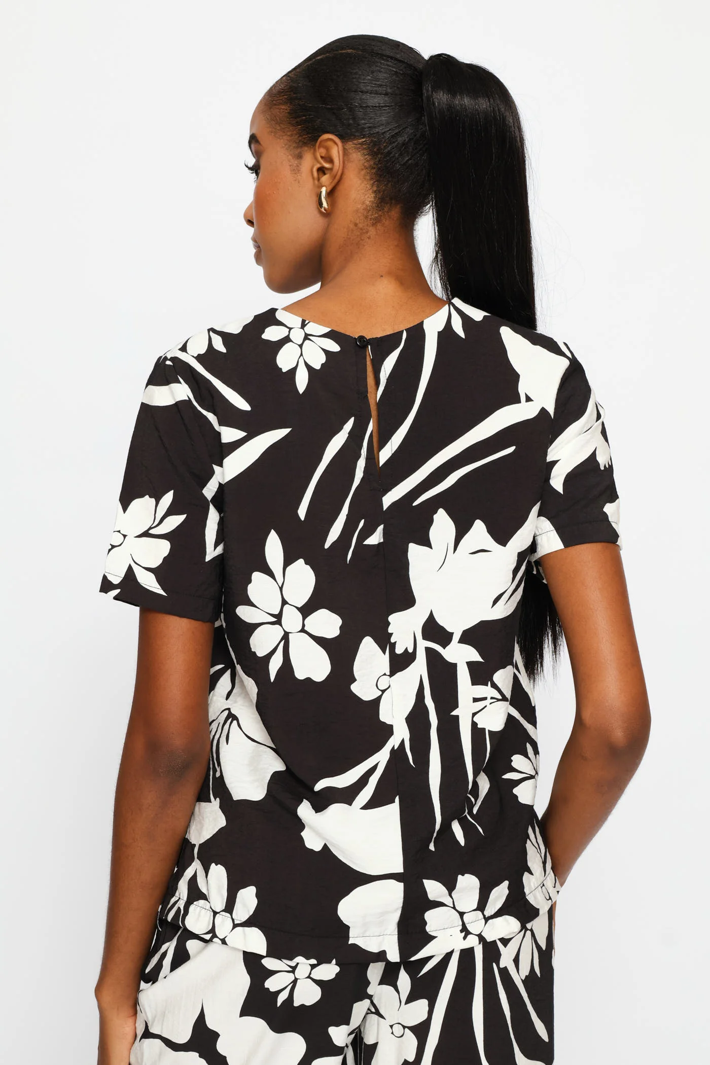 Printed Shell Tee - Black/White - Image 5