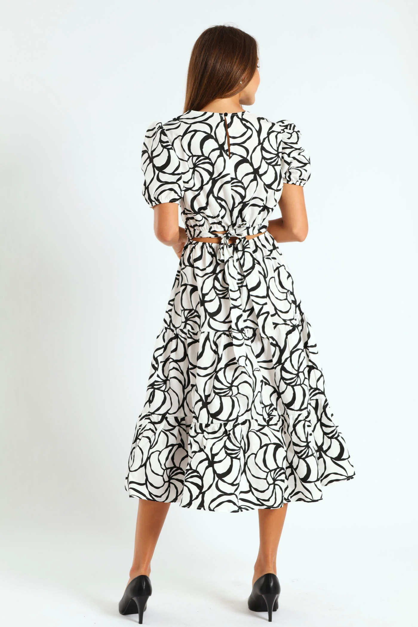 Puff Sleeve Open Back Poplin Tiered Midaxi Dress - Cream/Black - Image 2