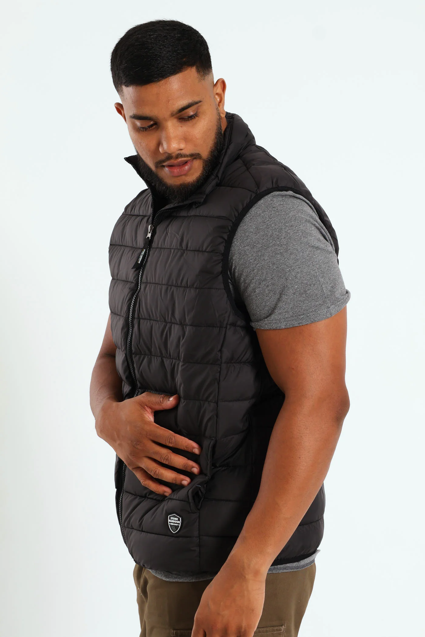 Puffer Gilet - Black - Image 9