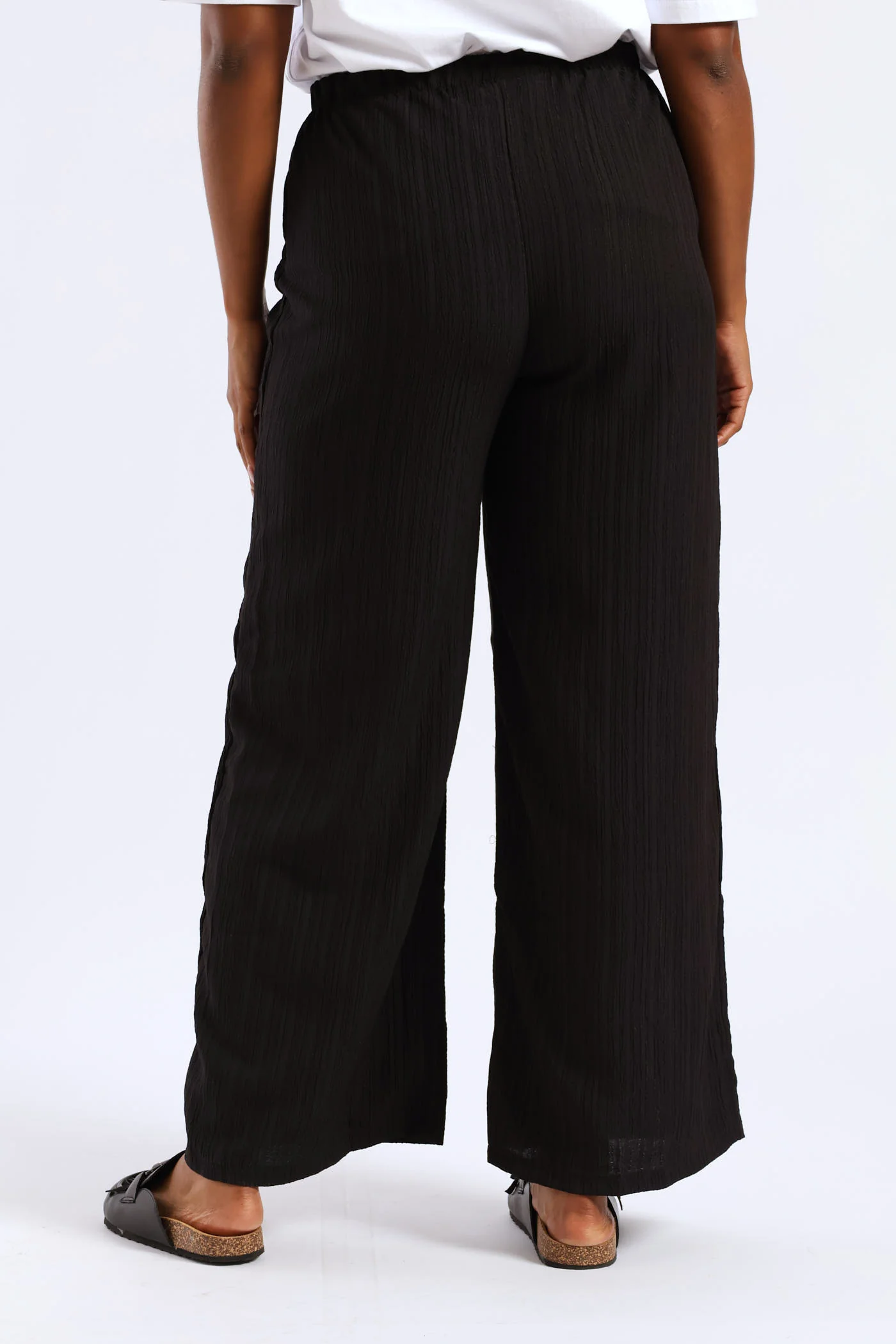 Pull On Drawstring Crinkle Wideleg Pant - Black - Image 2