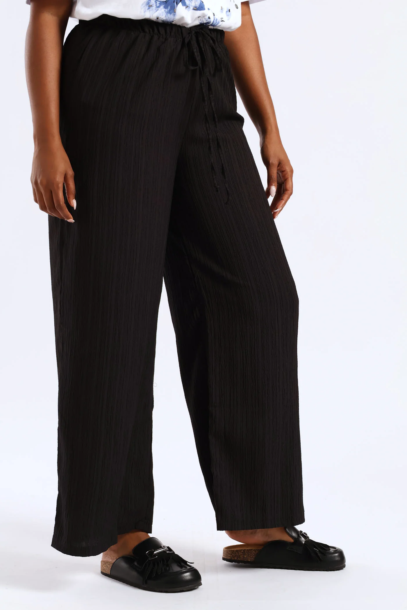 Pull On Drawstring Crinkle Wideleg Pant - Black - Image 3