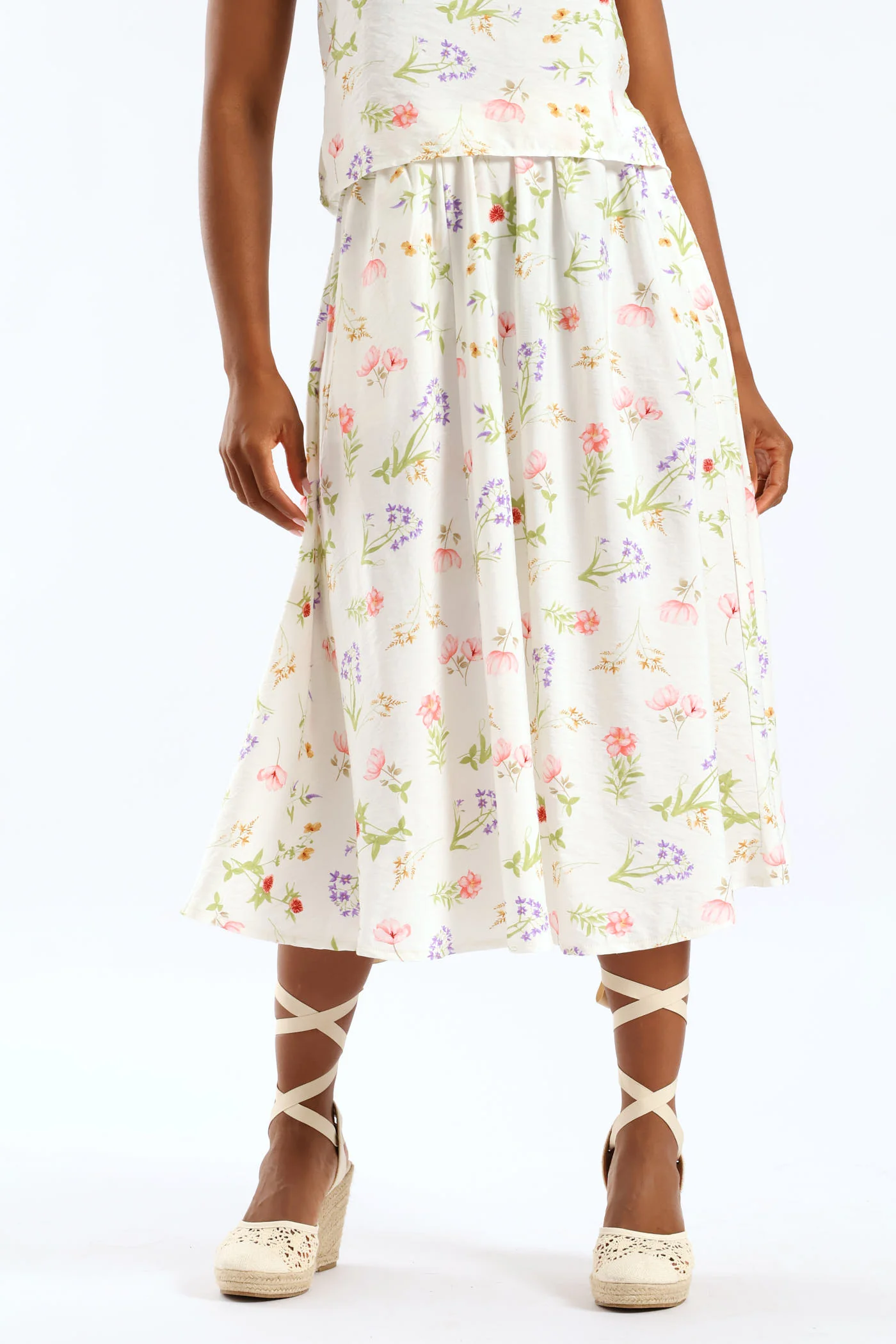 Pull On Elasticated Flare Garden Floral Print Midi Skirt - Cream - Image 2