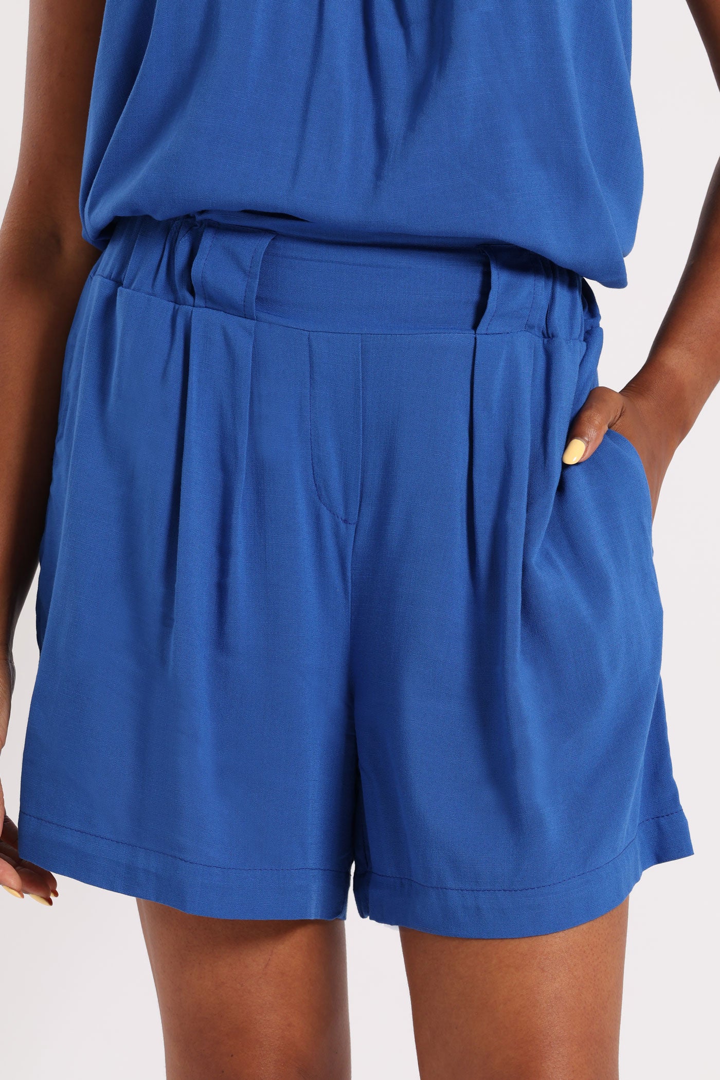 Pull-On Pleated Mock Fly Linen Mid Thigh Shorts - Cobalt - Image 2