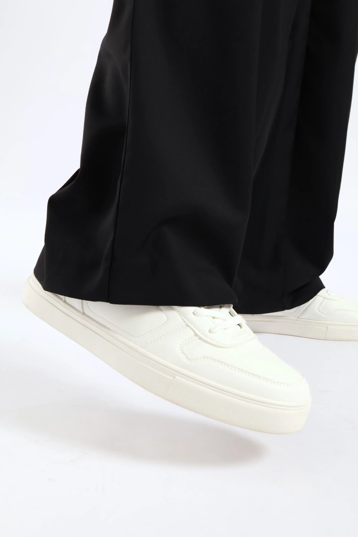 Pull-On Wide Leg Trousers - Black - Image 6