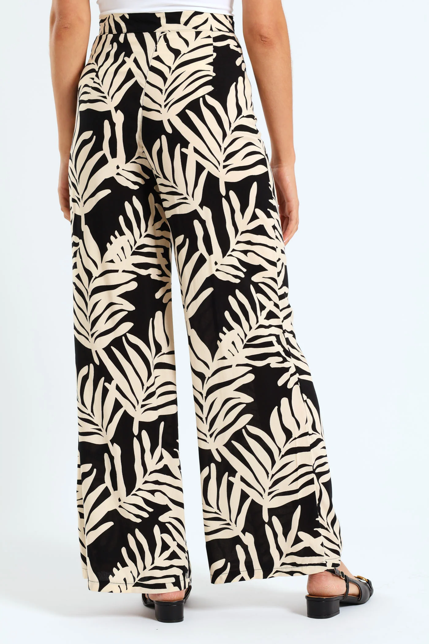 Pull-On Wideleg Leaf Print Pants - Black/Cream - Image 3
