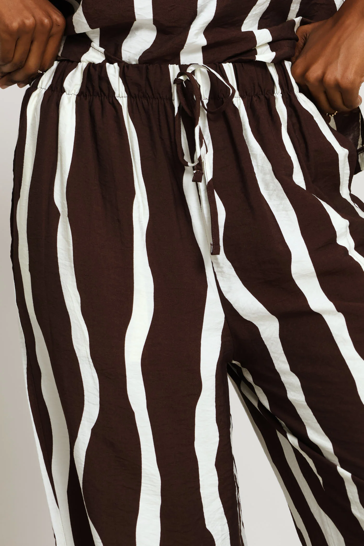 Pull-On Wideleg Pant - Cream/Chocolate - Image 5