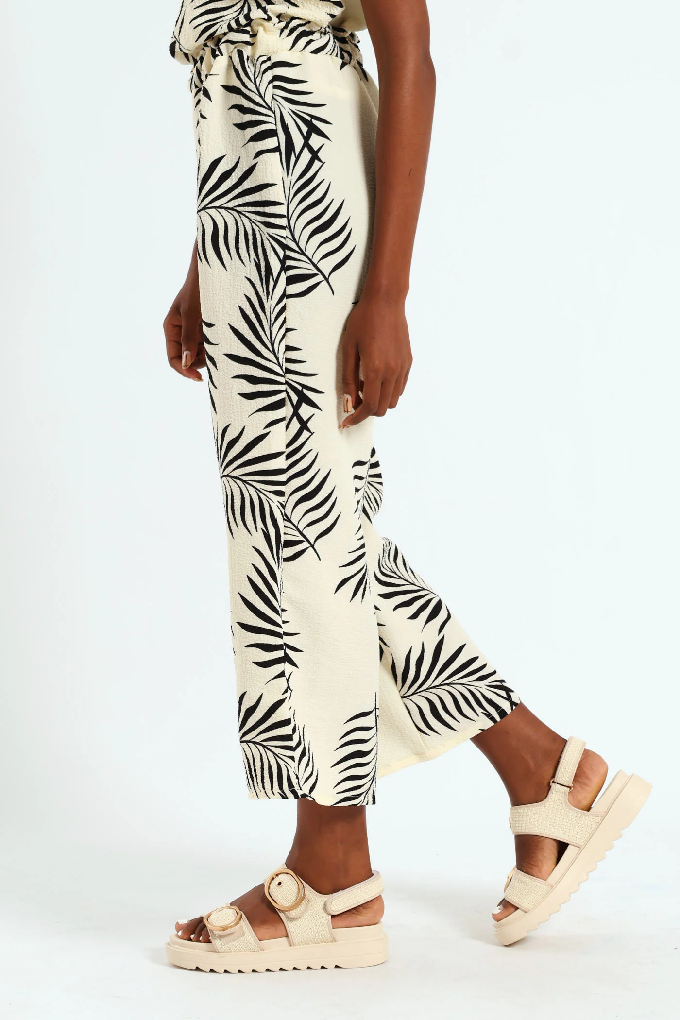 Pull On Widelg Culotte Pants - Cream/Black - Image 3