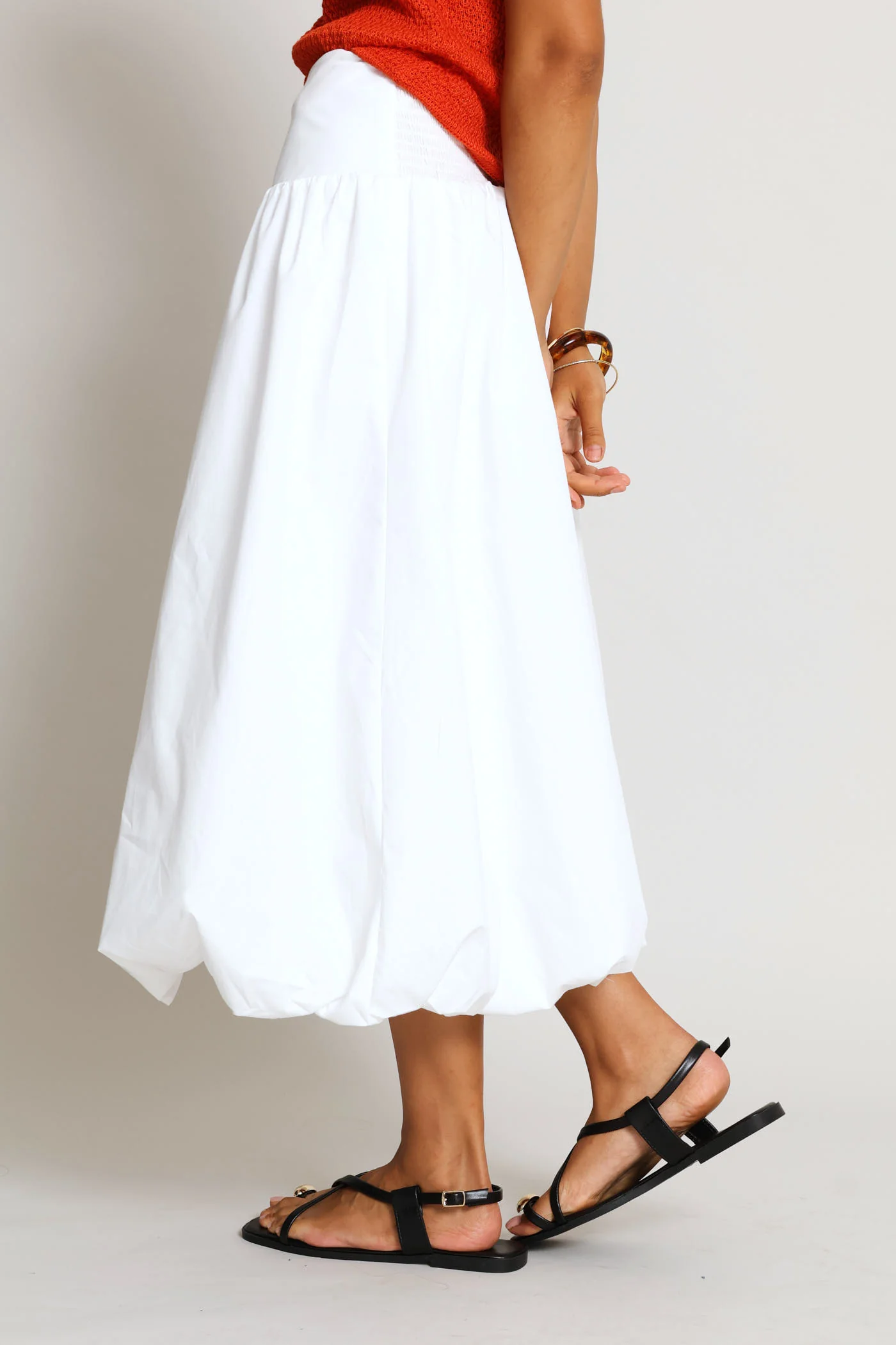 Pullon Shirred Back Bubble Hem Midaxi Skirt - White - Image 3