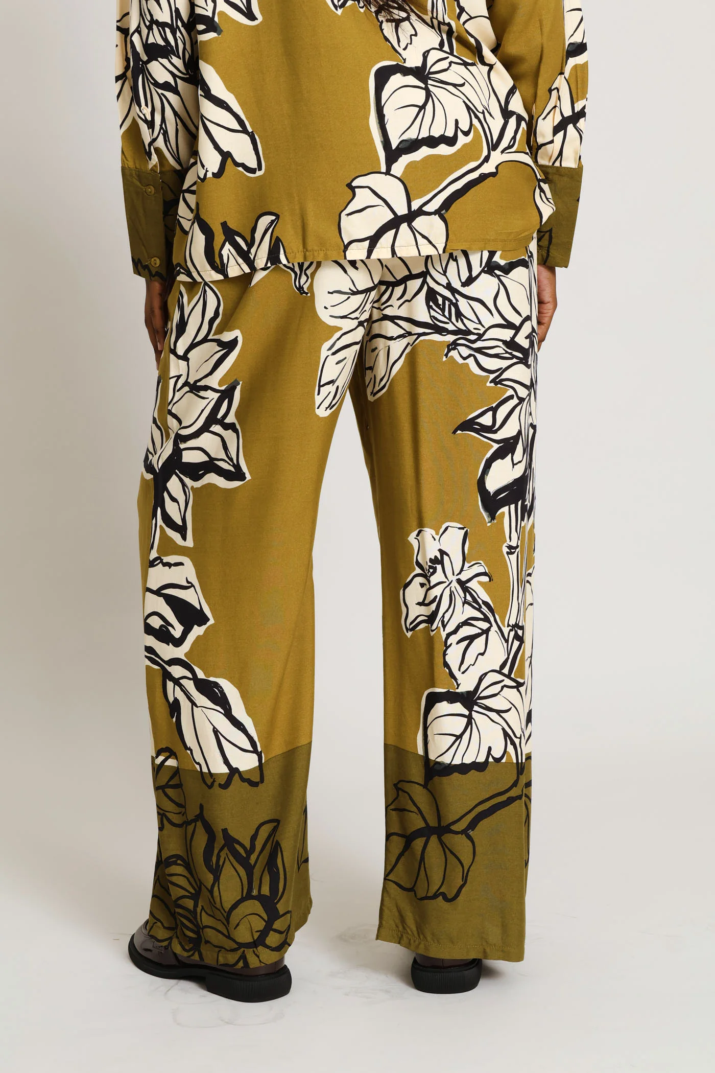 Pull On Statement Floral Wideleg Pants With Pockets - Multi - Image 5