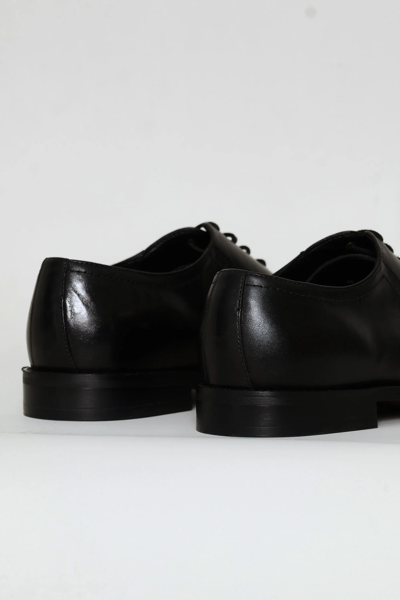 Punched Detail Oxford Lace Up Shoe - Black - Image 2