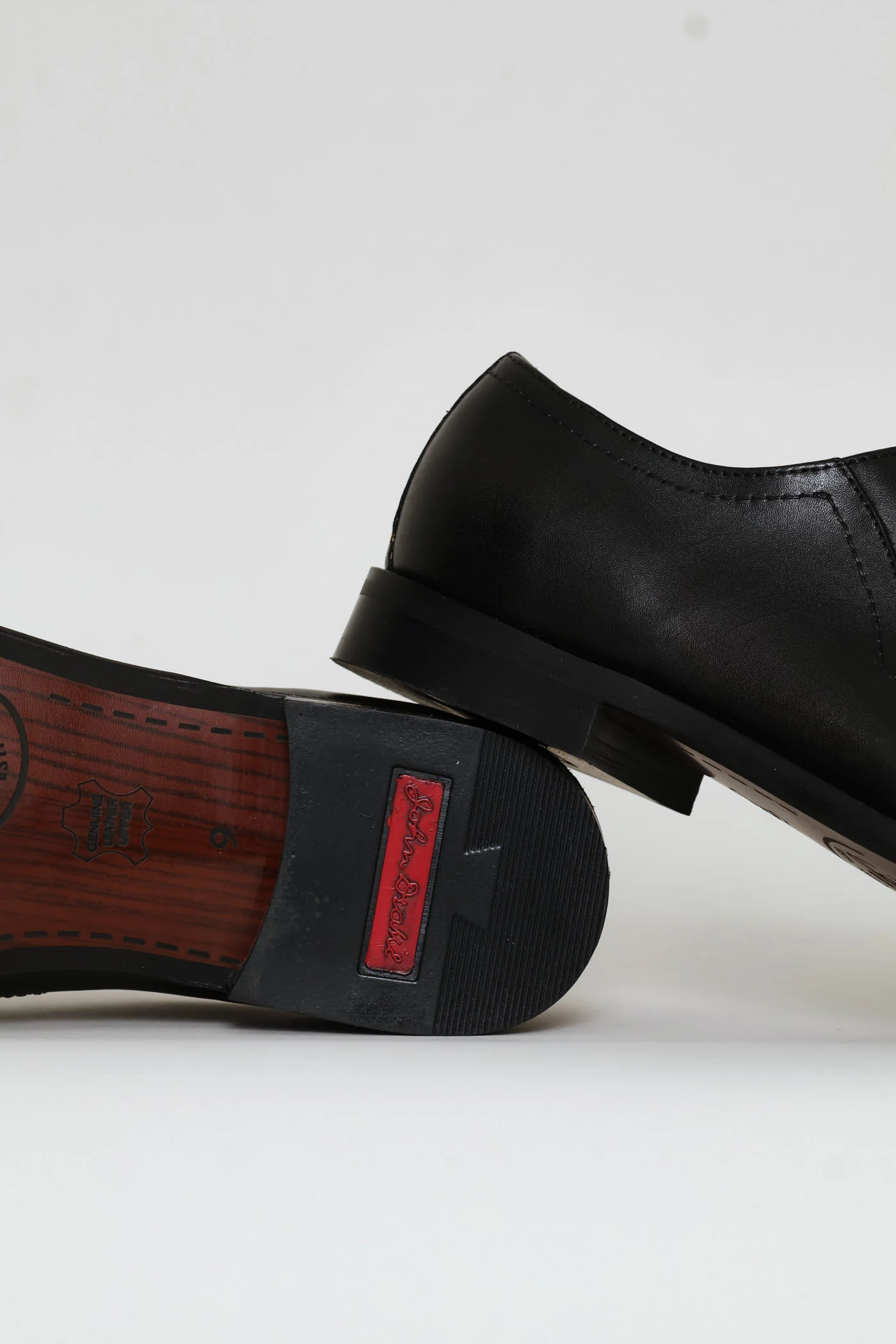Punched Detail Oxford Lace Up Shoe - Black - Image 5