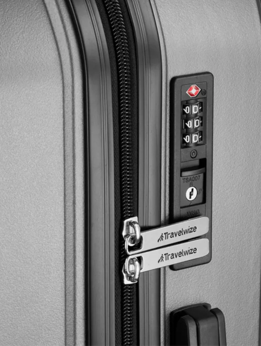 Quartz PP 4-Wheels Spinner Luggage - Silver - Image 7