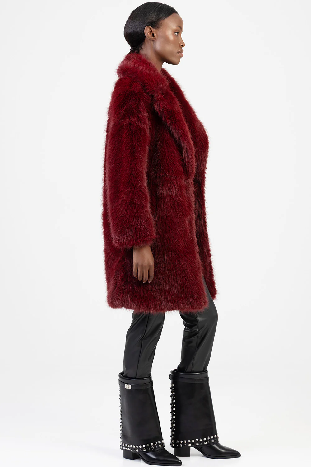 Queen Of Hearts Faux Fur Coat - Burgundy - Image 3