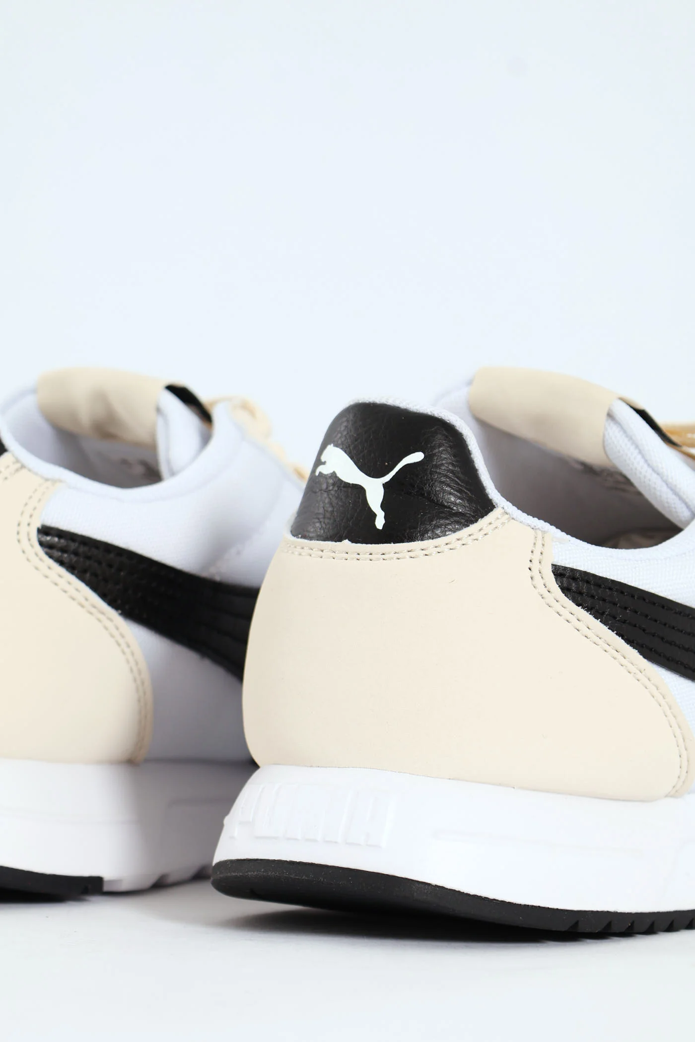 R78 Lightwind Sneaker - White/Cream - Image 6