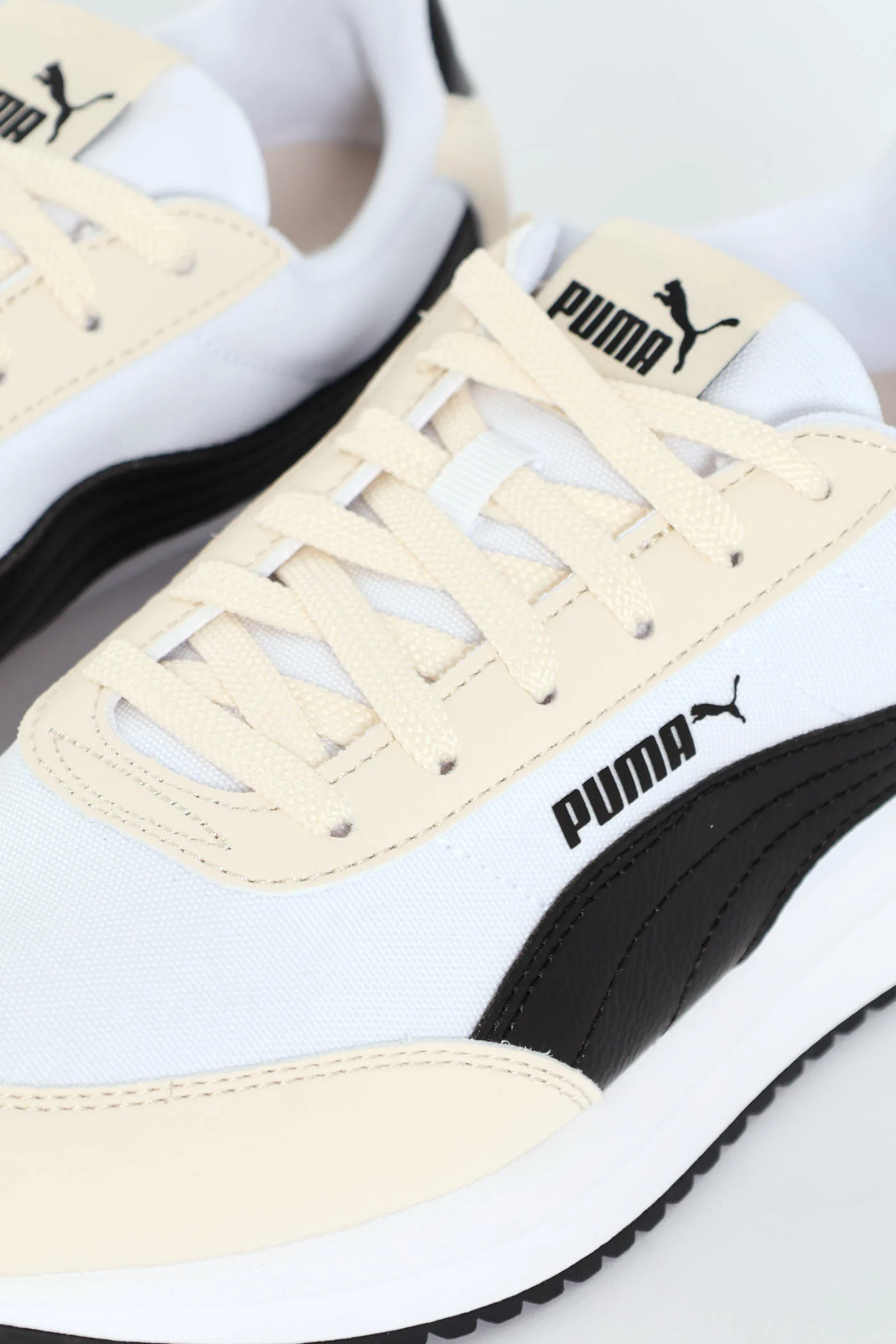 R78 Lightwind Sneaker - White/Cream - Image 7