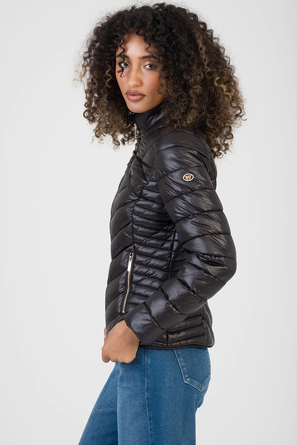 Ravilla Cropped Puffer Jacket - Black - Image 5