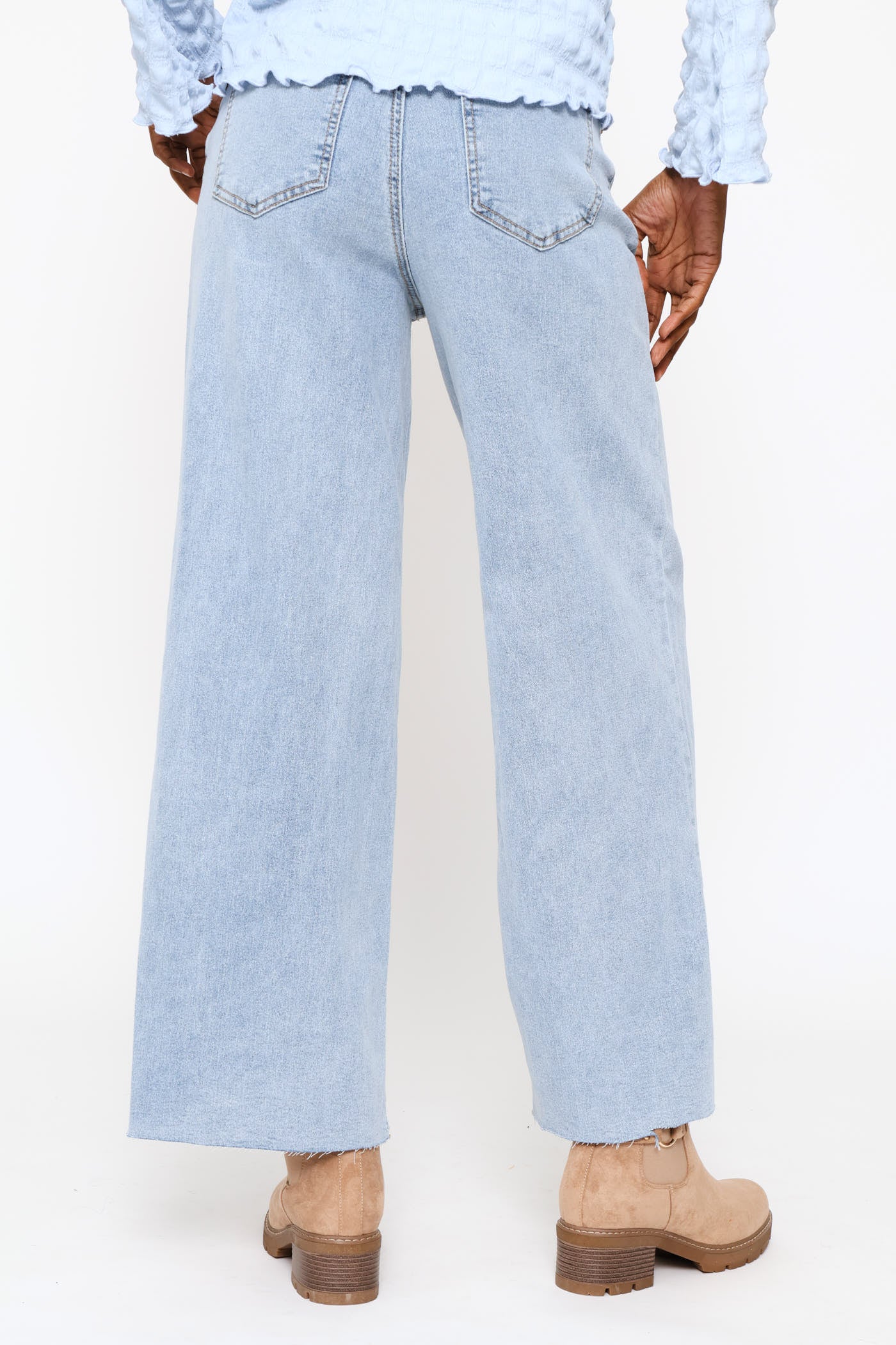 Raw Hem Eyelet Belted Wide Leg Ankle Grazer Denim - Light Wash - Image 4