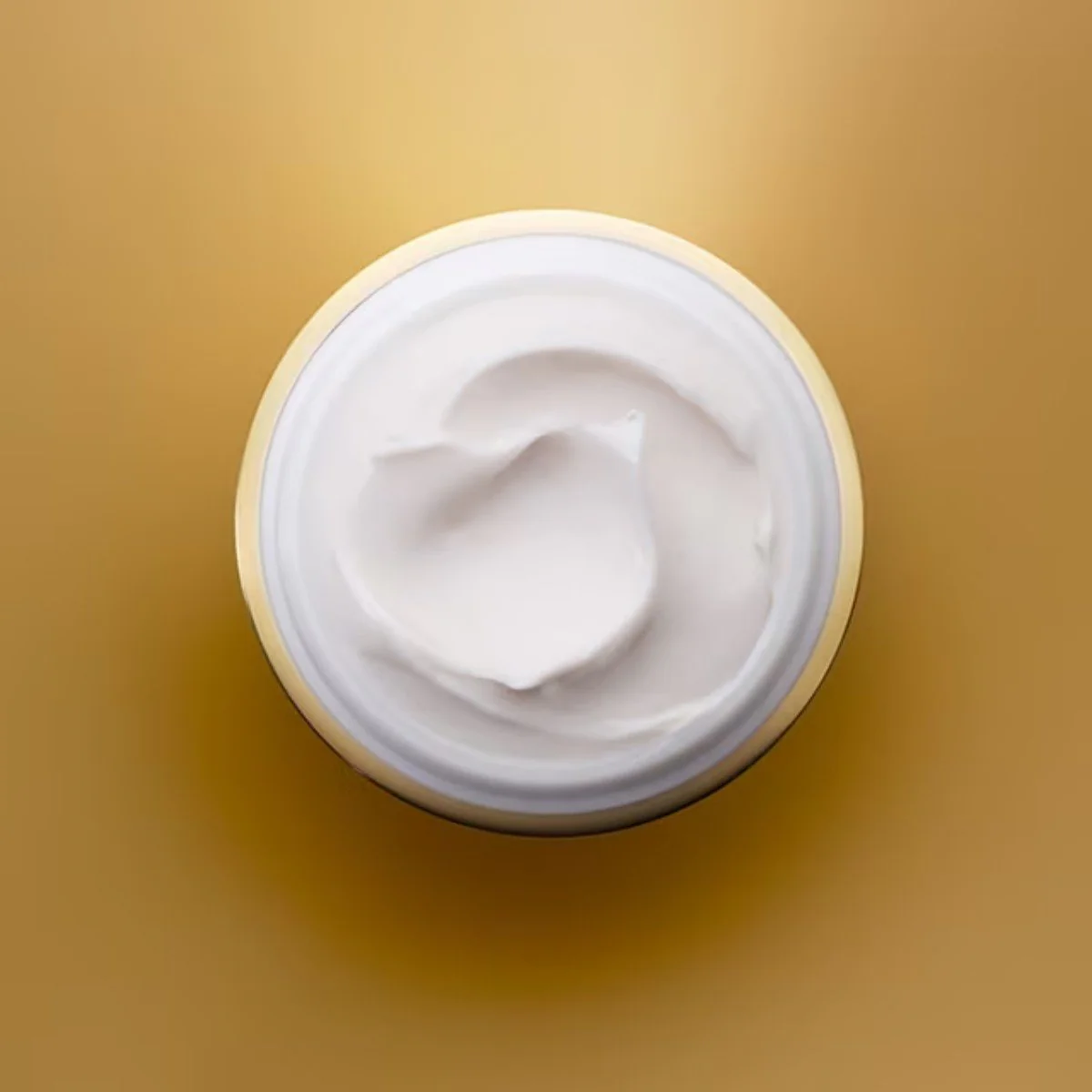 Re-Nutriv Ultimate Lift Regenerating Youth Creme - 50ML - Image 3