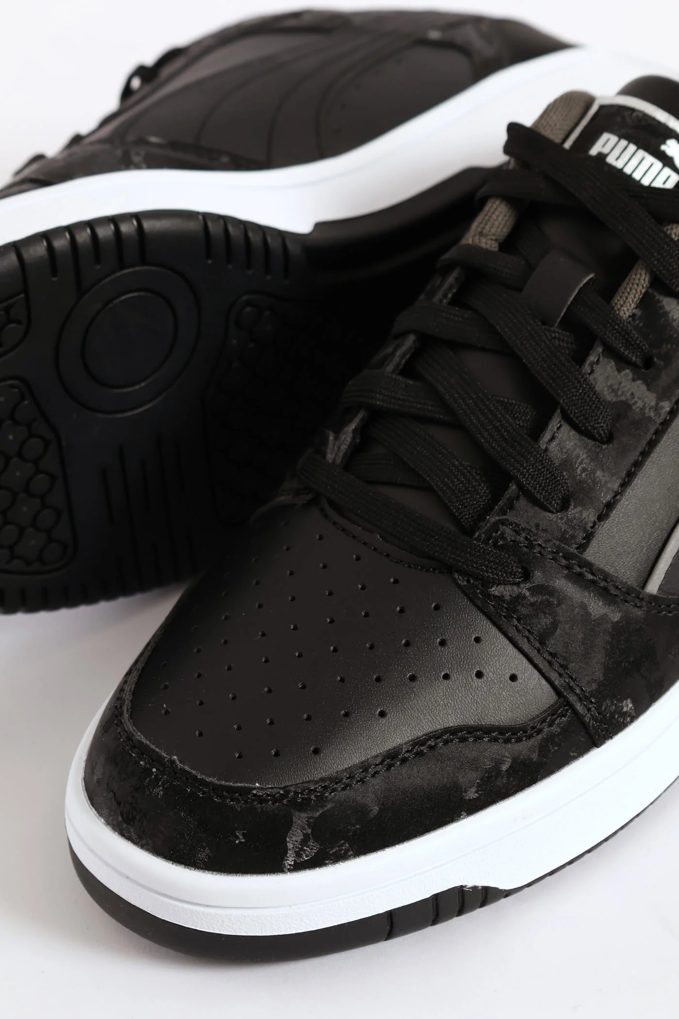Rebound V6 Lo Day Night Sneaker - Black/Grey - Image 6