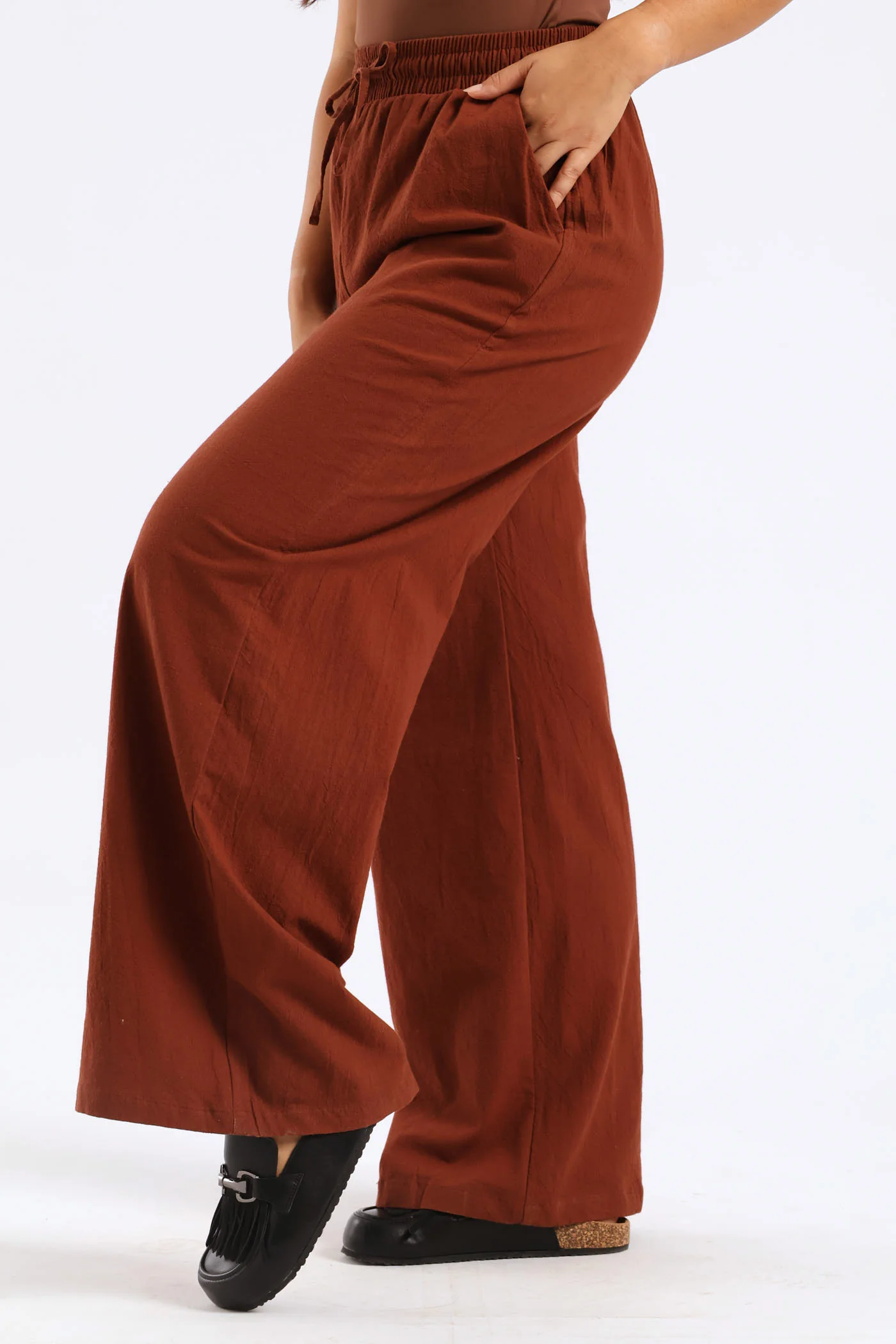 Relaxed Pant - Chocolate - Image 4