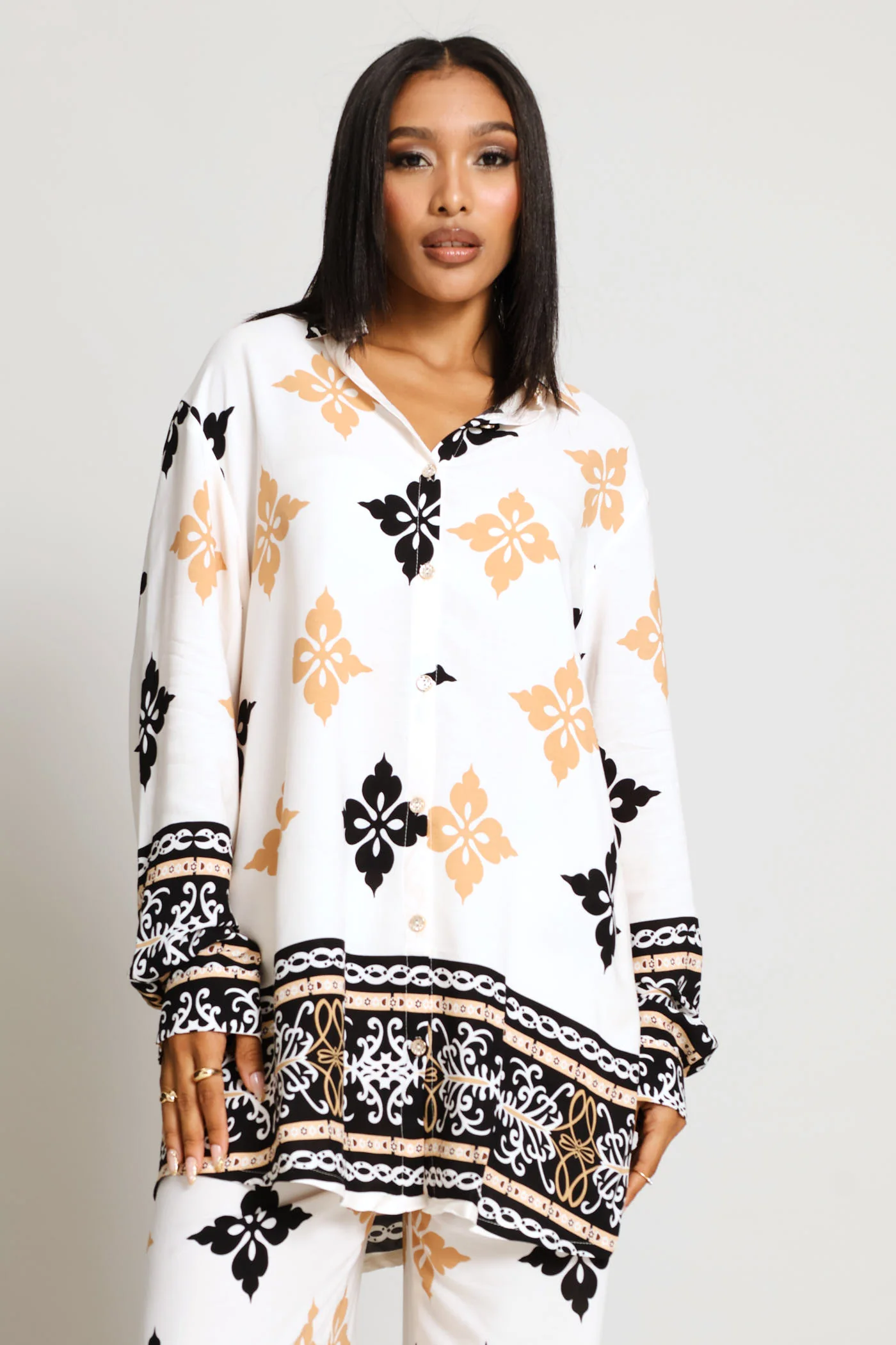 Relaxed Printed Border Shirt - Cream/Multi - Image 4