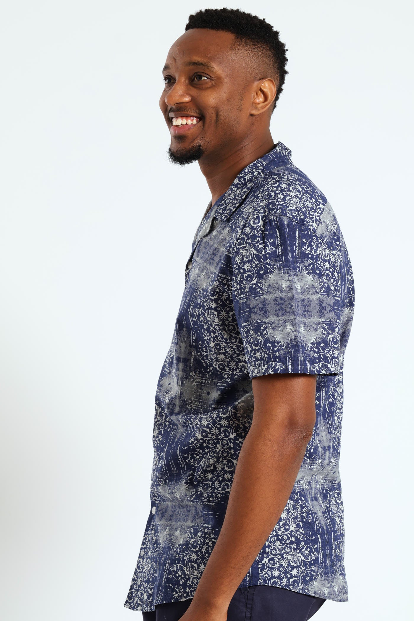 Revere Antique Print Shirt - Navy - Image 3
