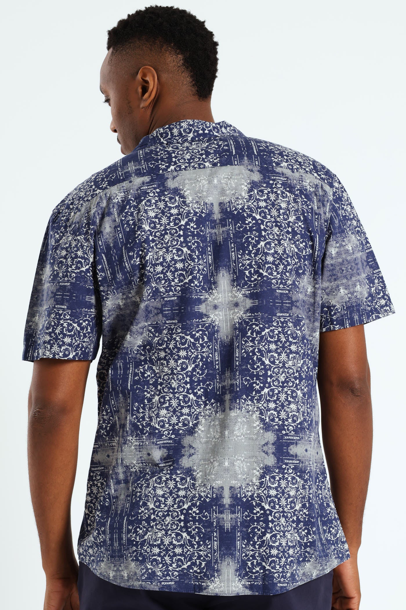 Revere Antique Print Shirt - Navy - Image 4