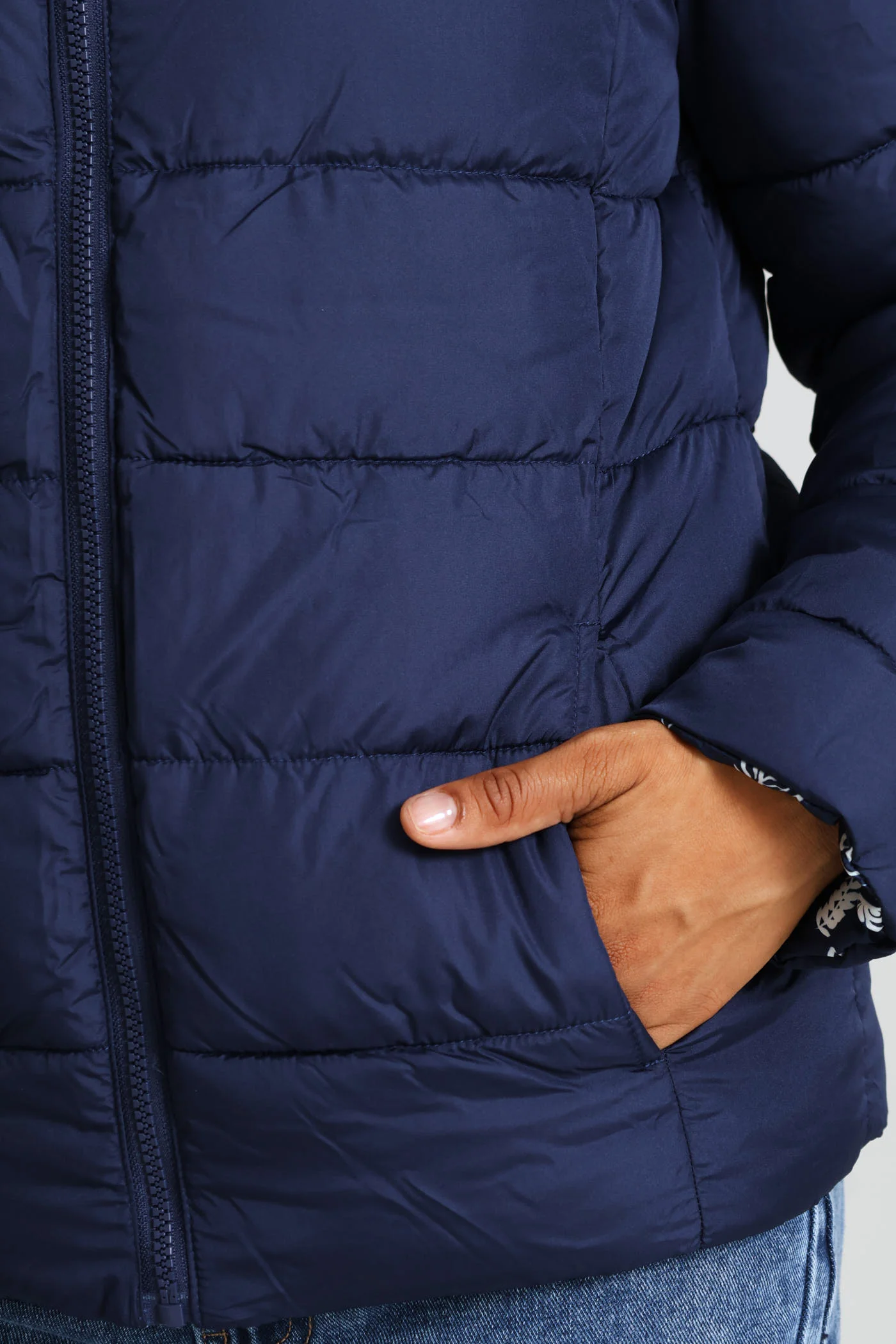 Reversible Puffer Jacket - Navy/White - Image 3