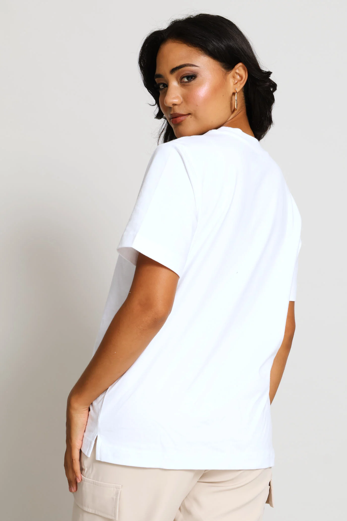Rib Neck Cotton Regular Tee - White - Image 4