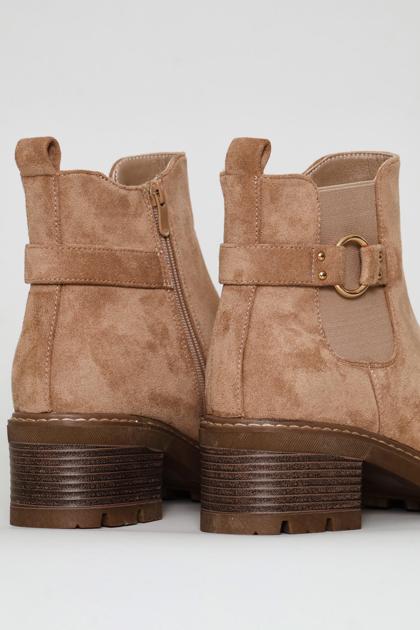 Ring Detail Chunky Suede Chelsea Boot - Taupe - Image 7