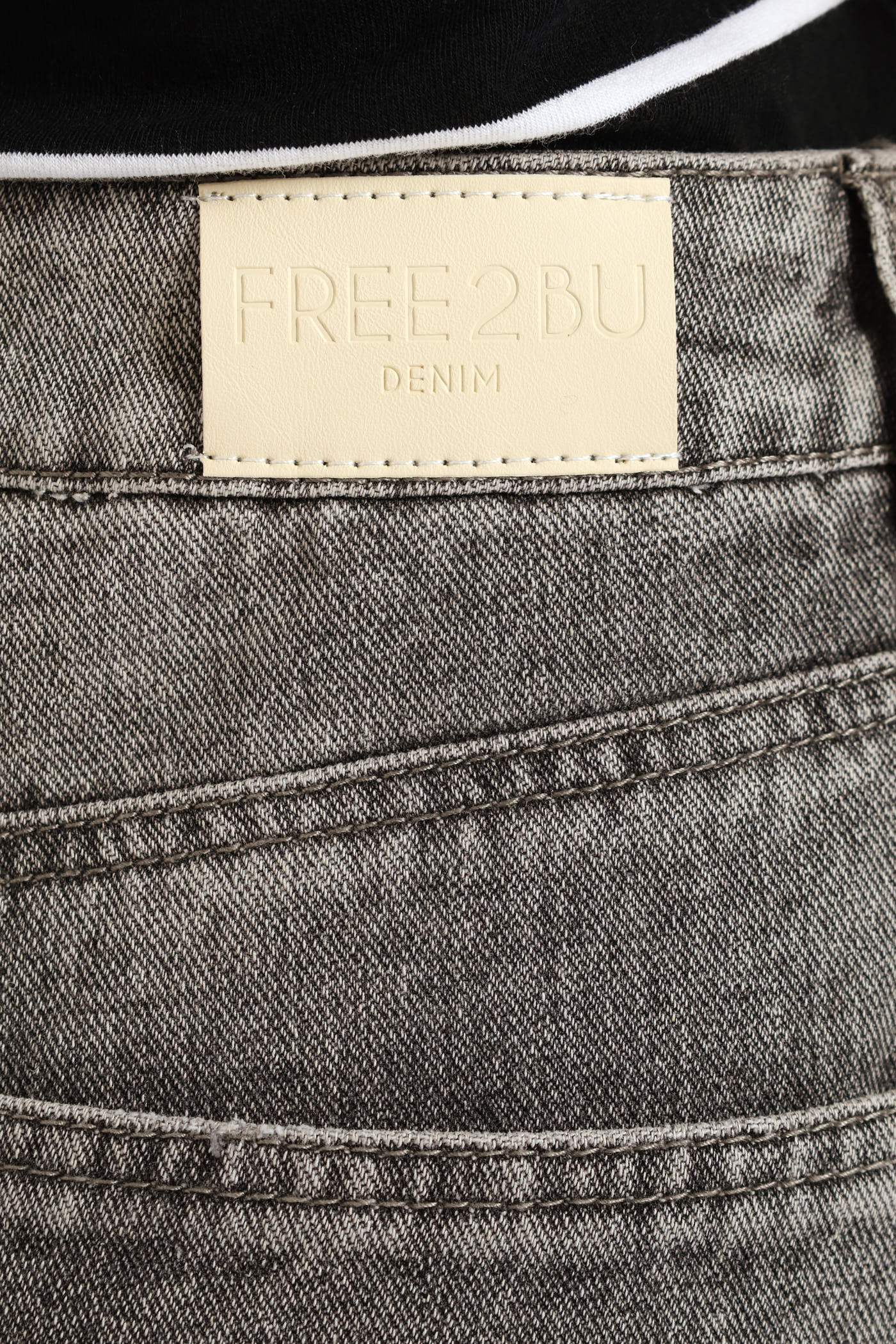 Ripped Baggy Jean - Grey - Image 3