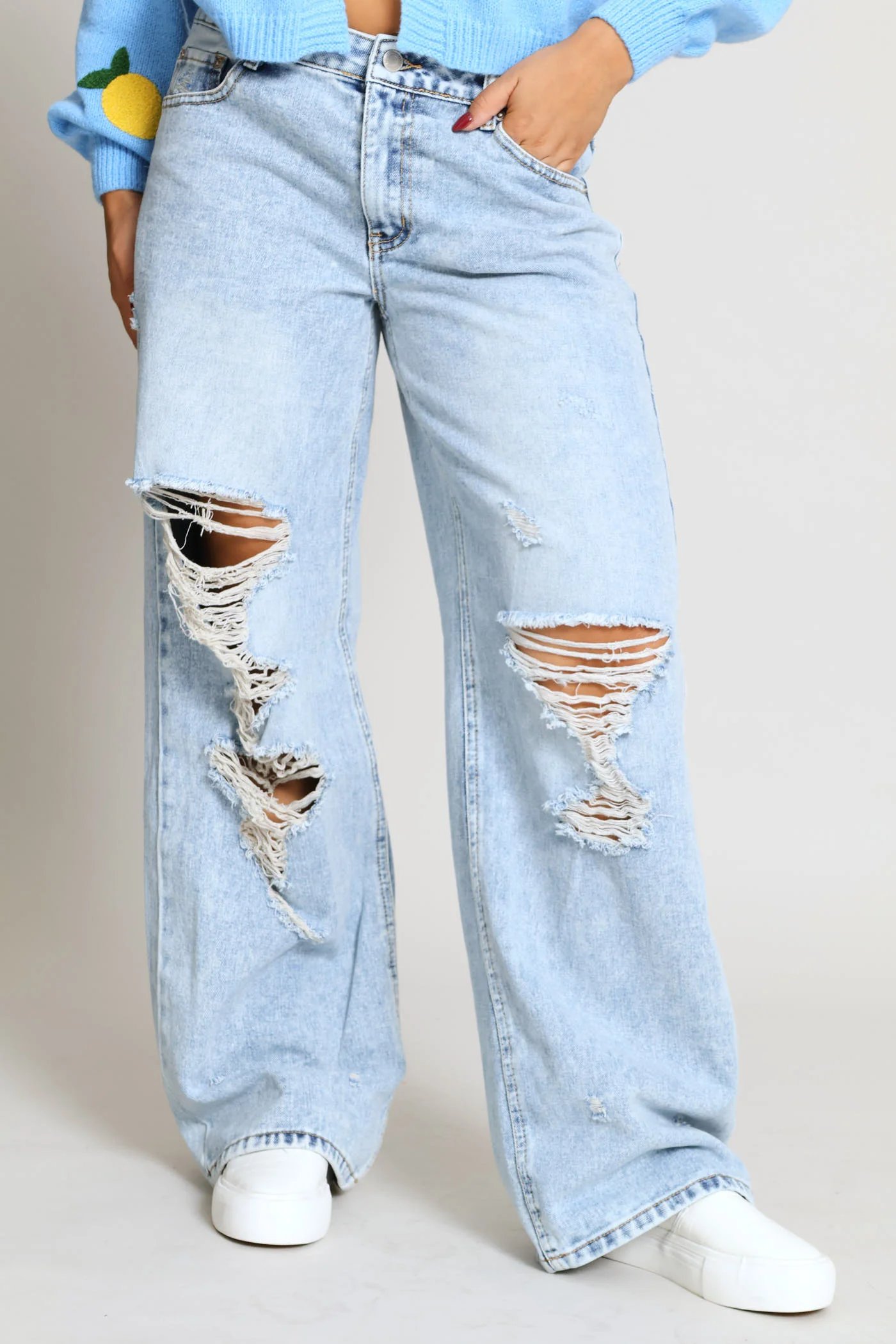 Ripped Boyfriend Jean - Salty Mid Wash - Image 2