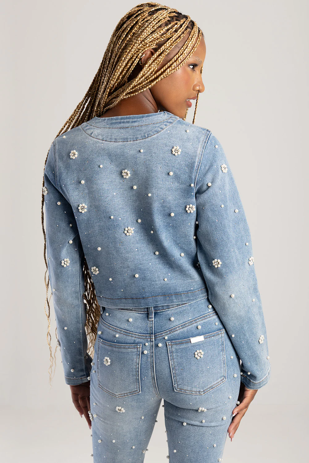 Riveted Pearl Detail Jacket With Front Pockets - Light Wash - Image 3