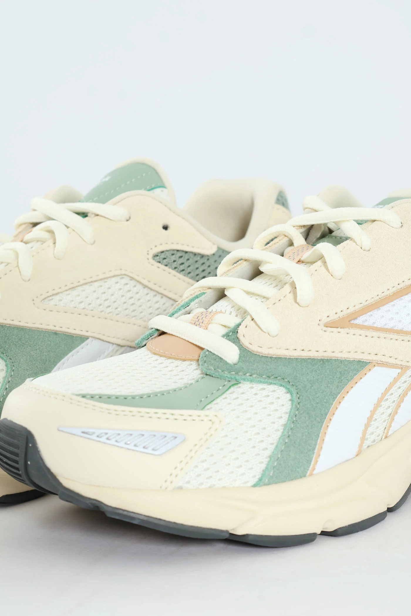 Road Prime Lace Up Runner - Cream - Image 5