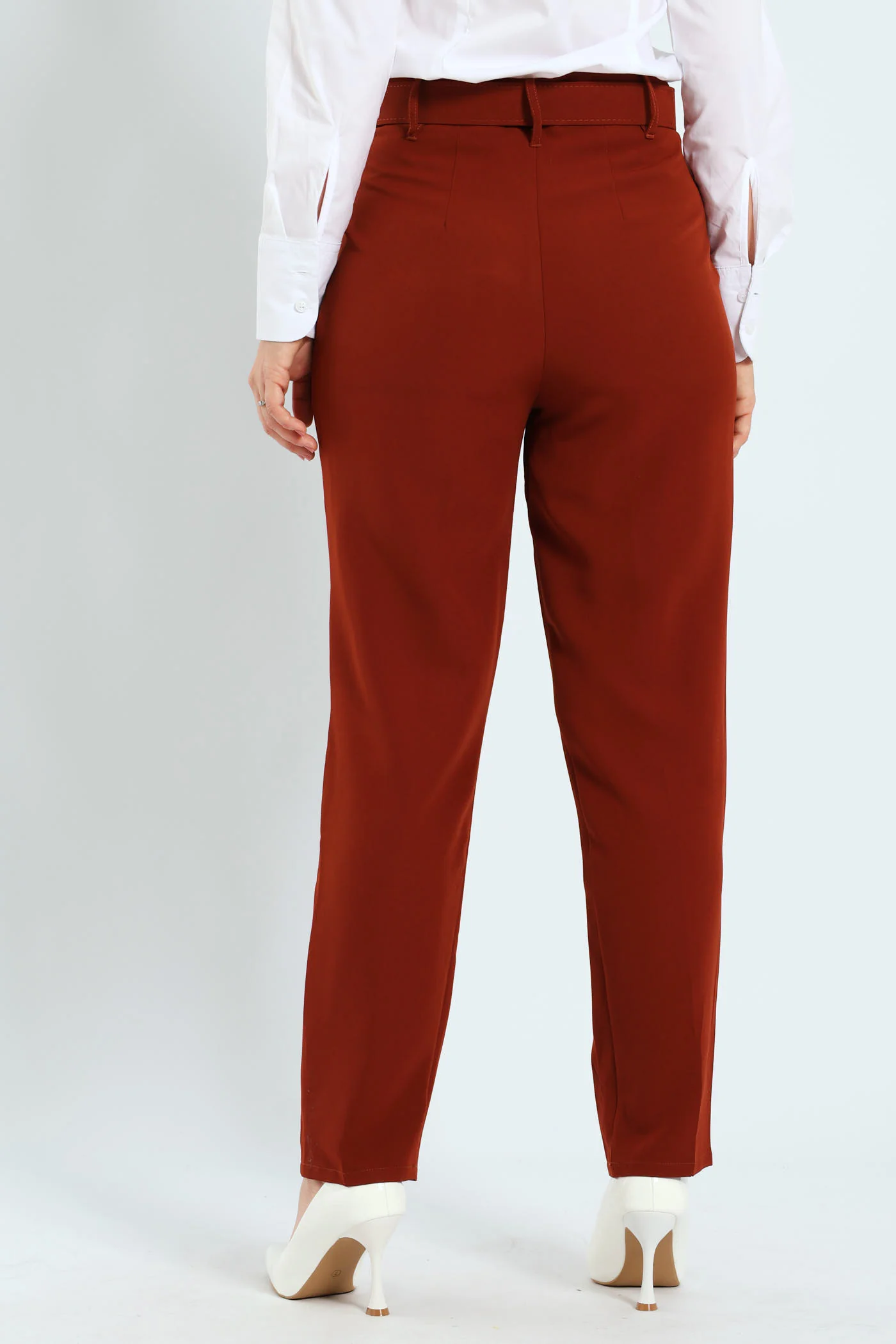 Round Buckle Tapared Pant - Brown - Image 3