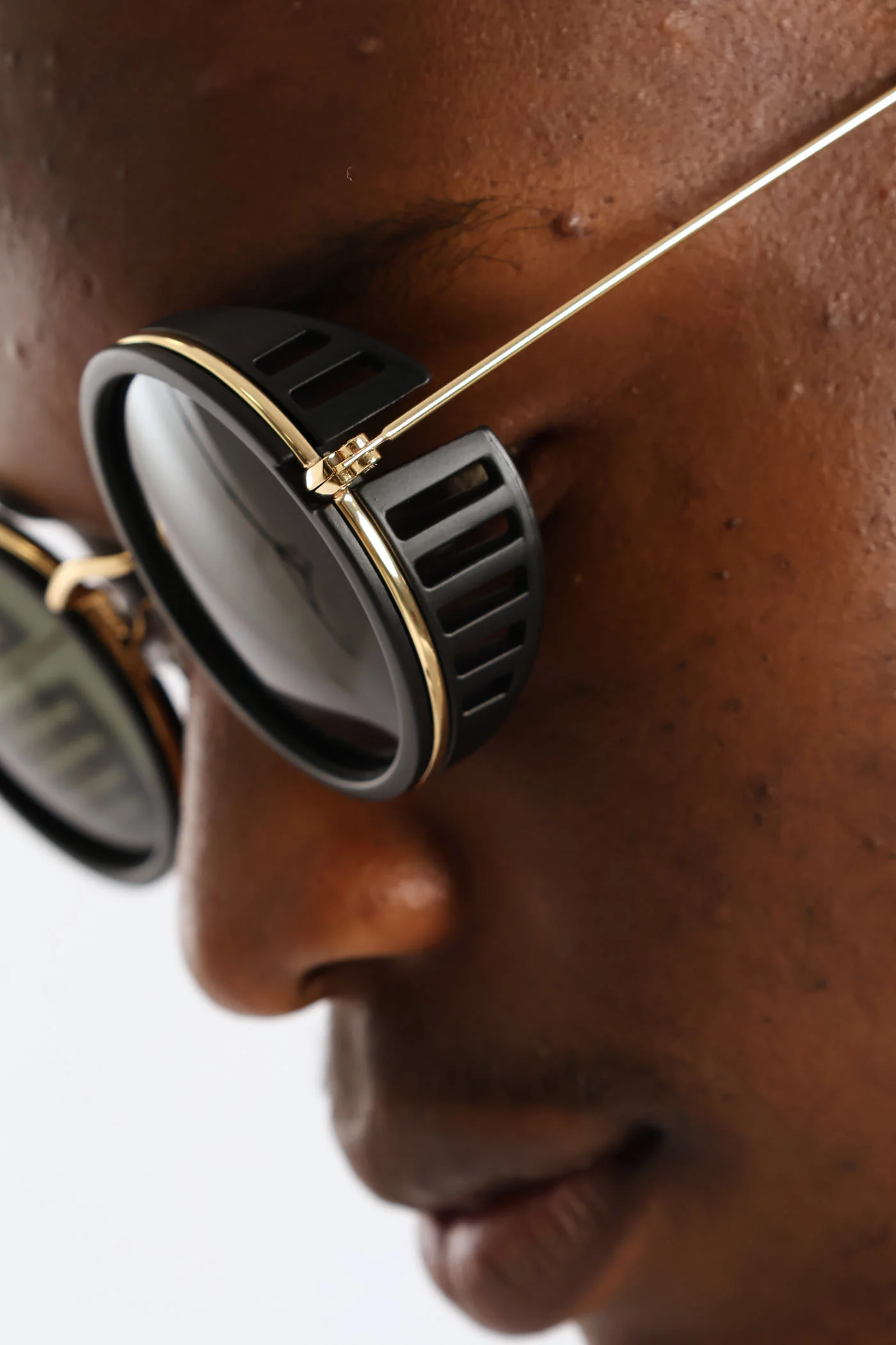 Round Side Winder Sunglasses - Black - Image 2