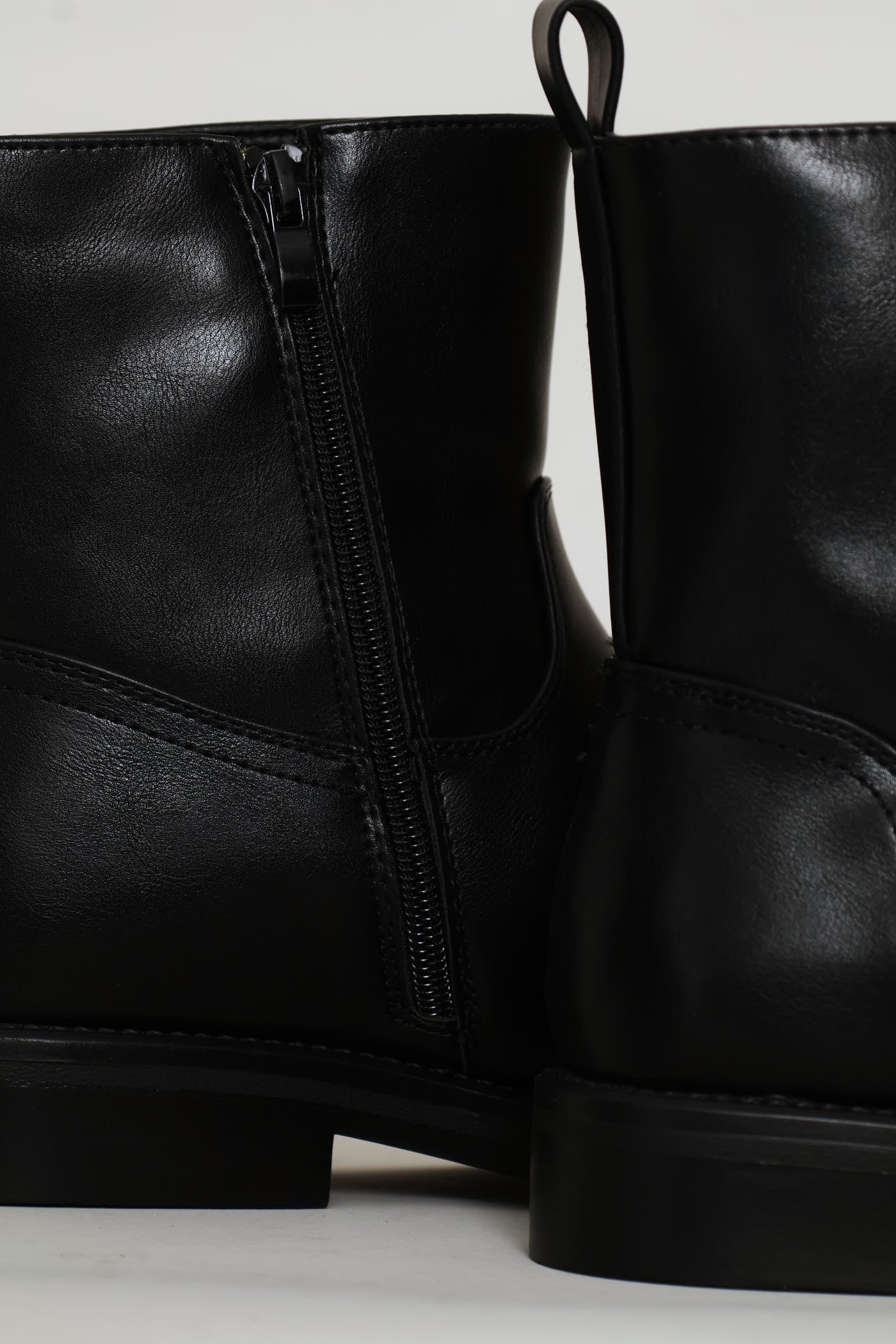 Round Toe Ankle Boot - Black - Image 6