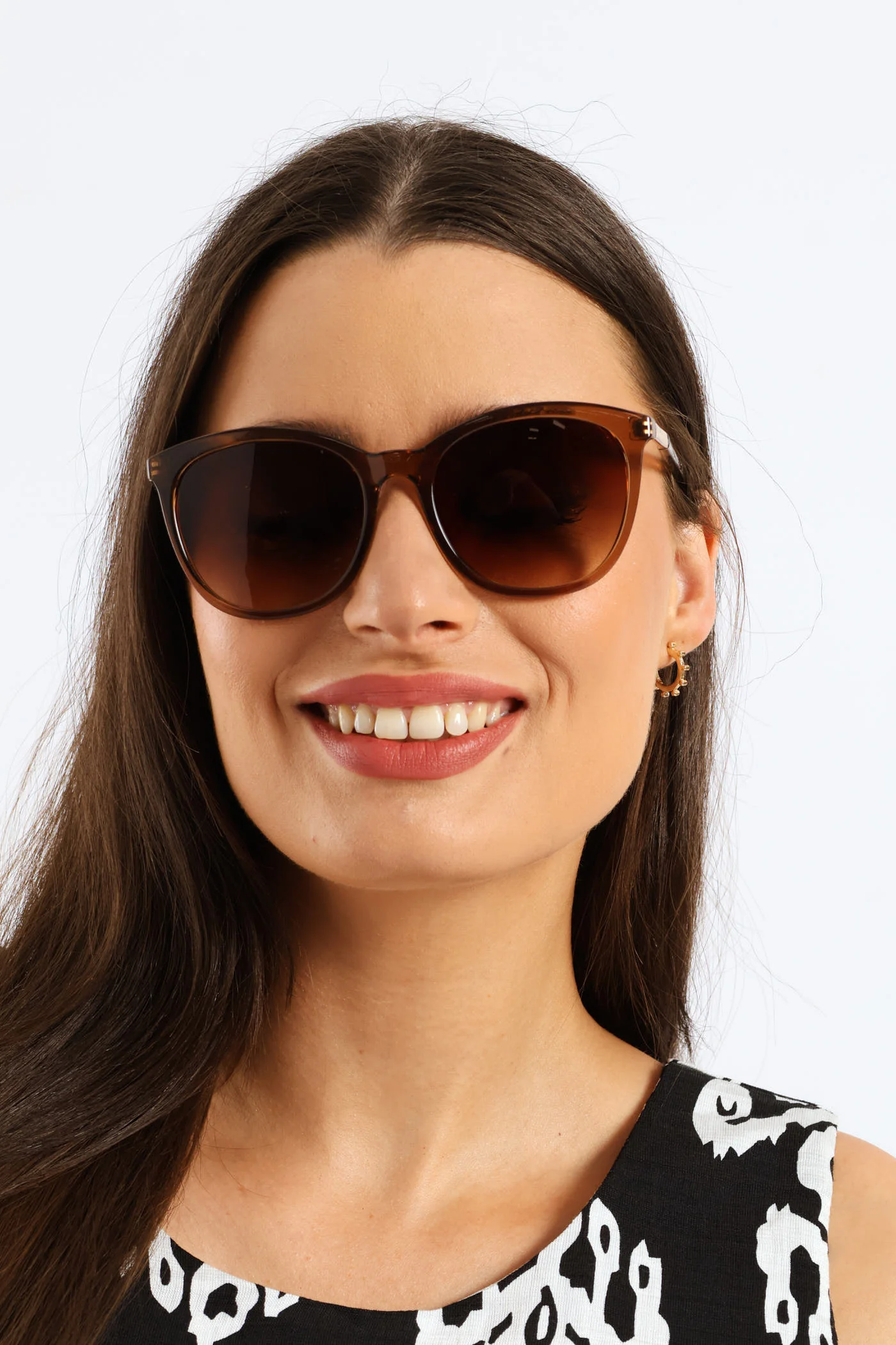 Rounded Gold Temple Catseye Sunglasses - Light Brown - Image 4