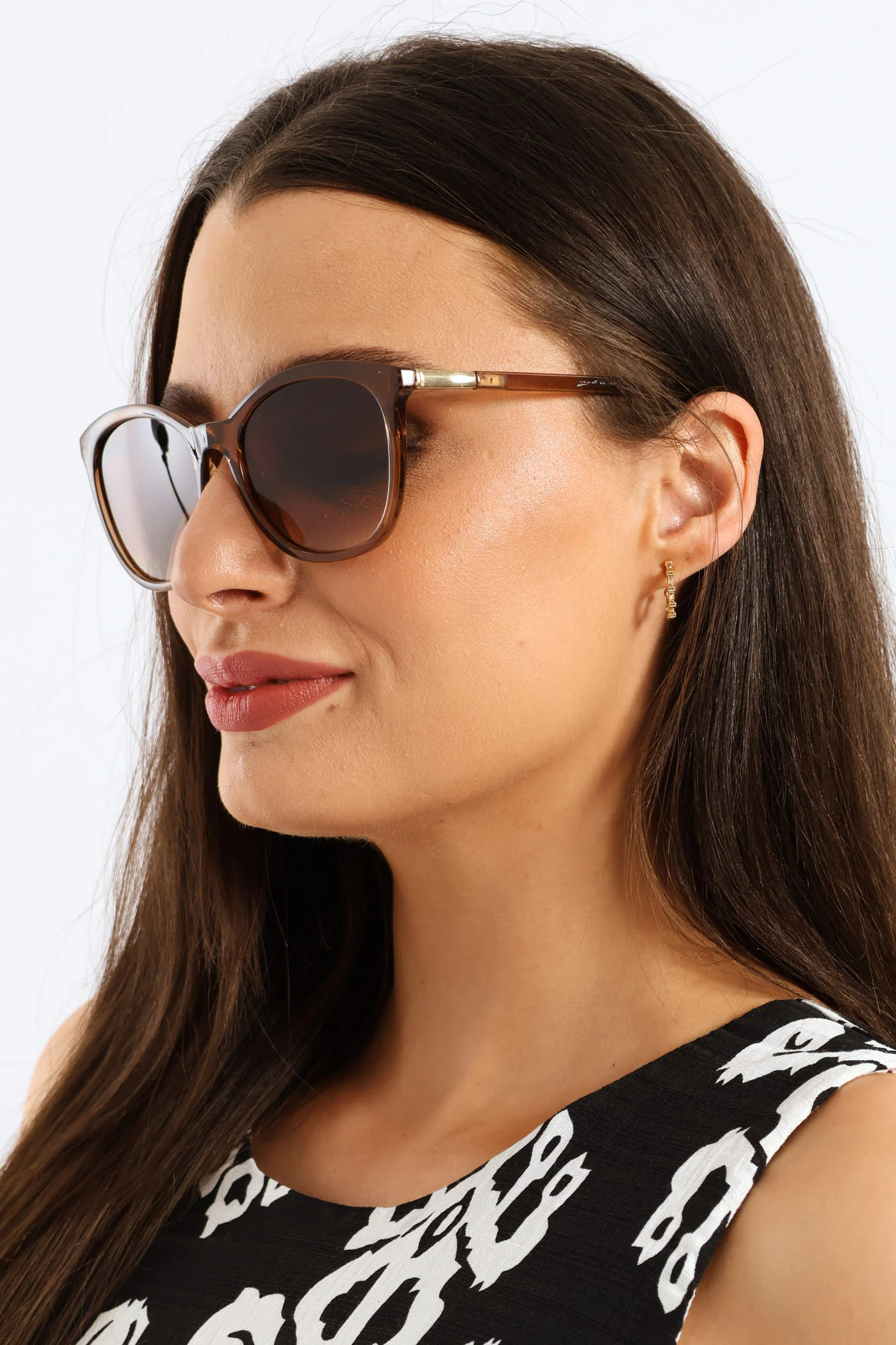 Rounded Gold Temple Catseye Sunglasses - Light Brown - Image 5