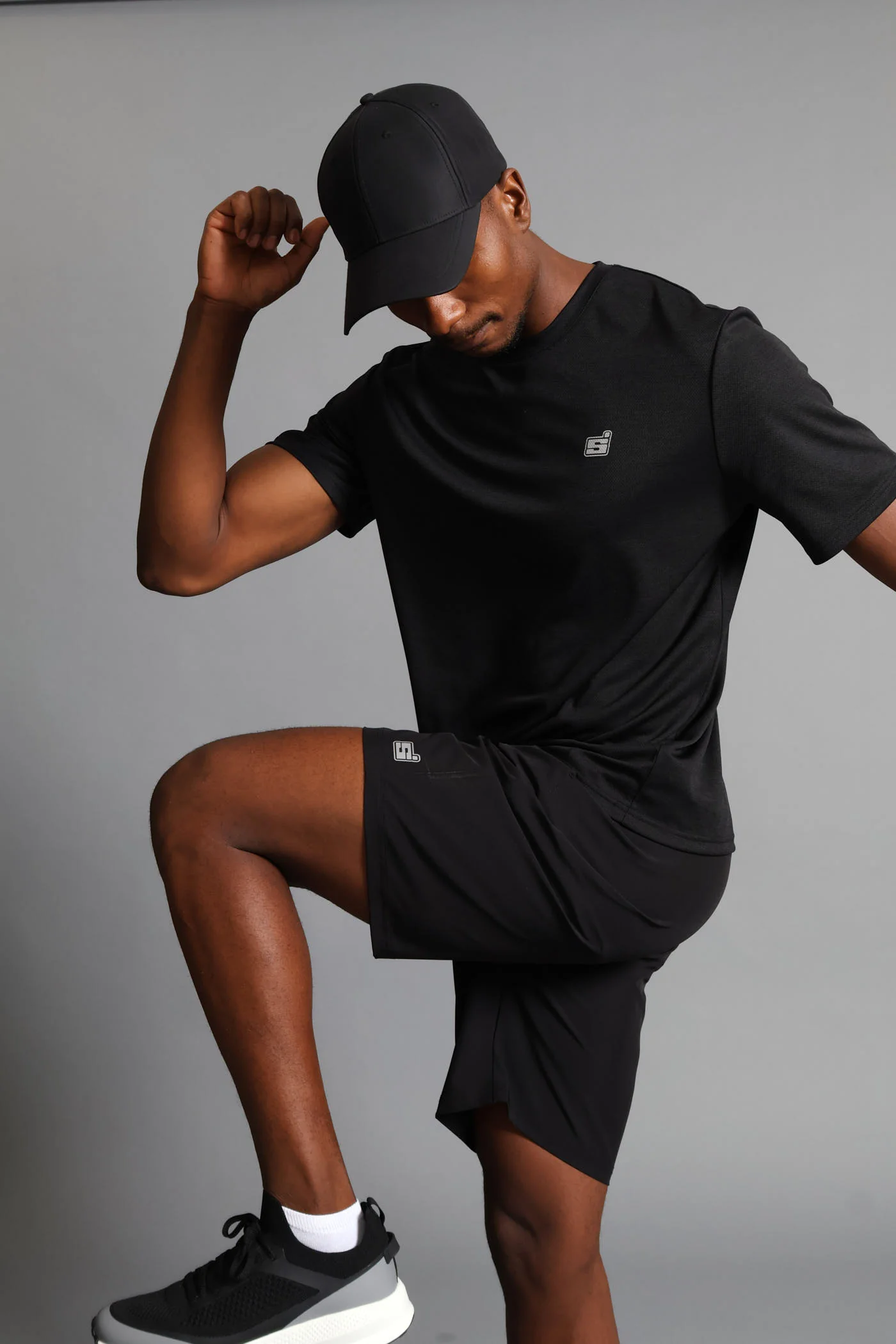 S ACTIVE Performance Short - Black - Image 8