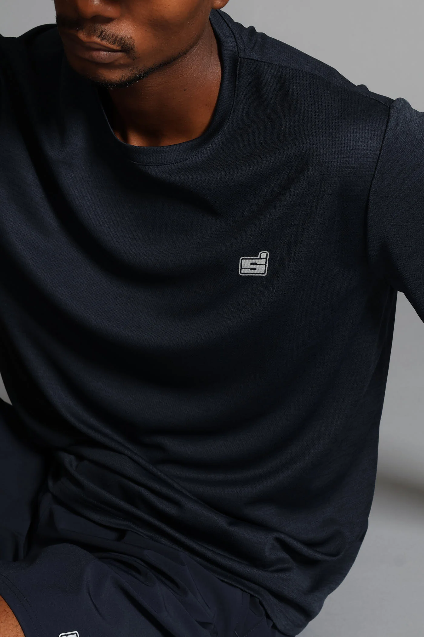 S ACTIVE Performance T-Shirt  - Navy - Image 8