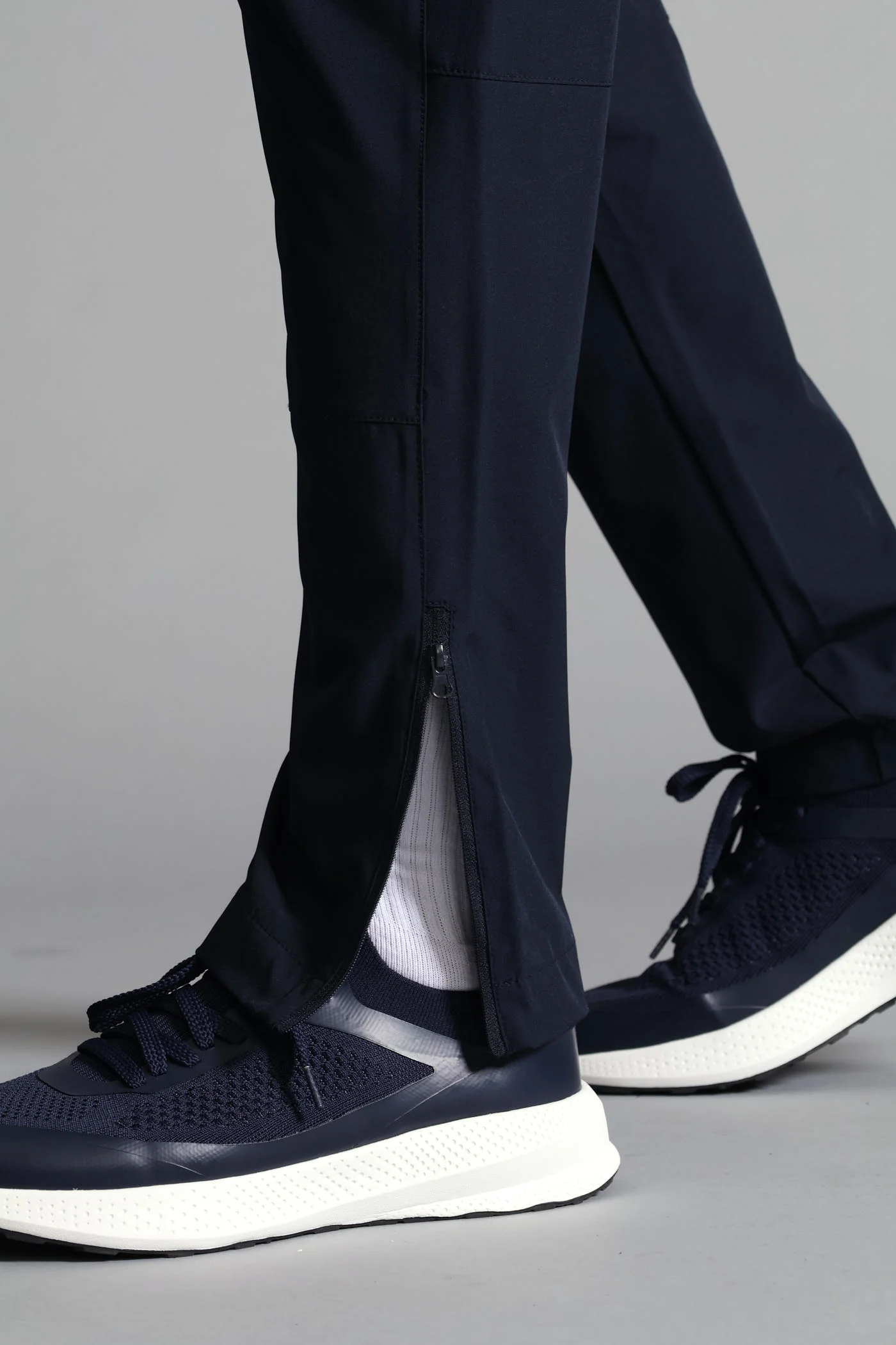 S ACTIVE Woven Trackpant - Navy - Image 5