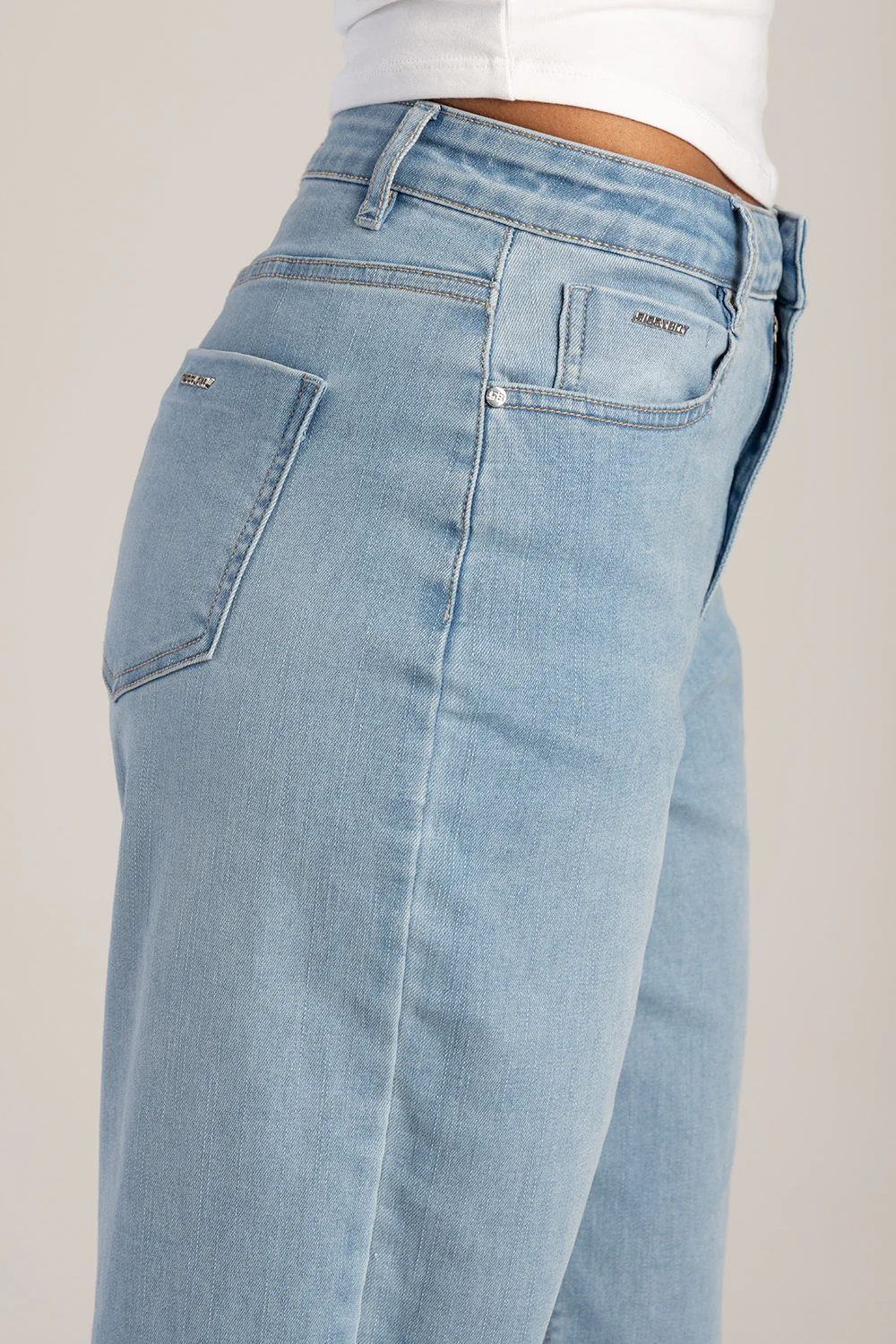 Samanta High Waist Wide Leg Denim - Light Wash - Image 9