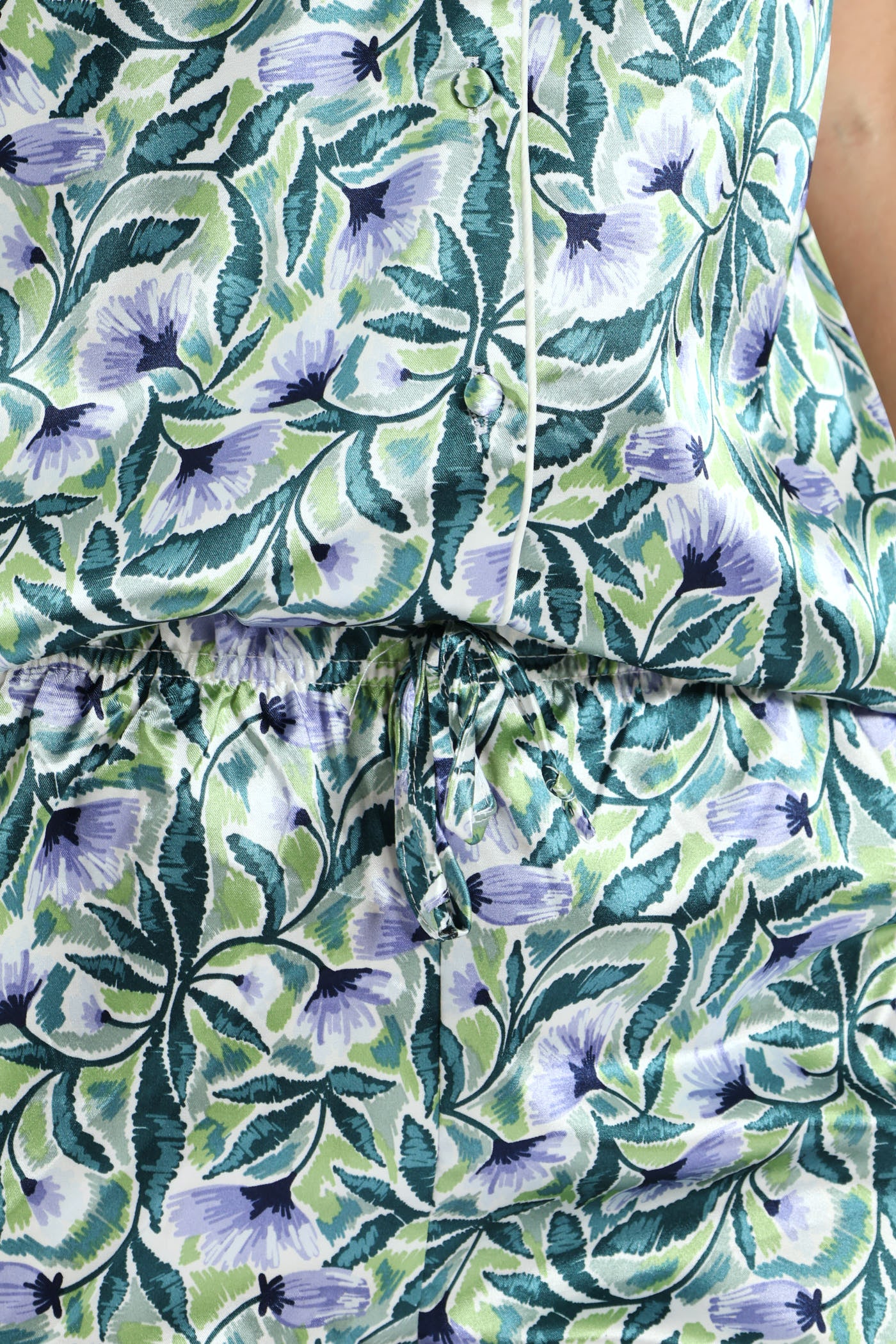 Satin Floral Sketch Button Through & Short Set - Mid Green - Image 5
