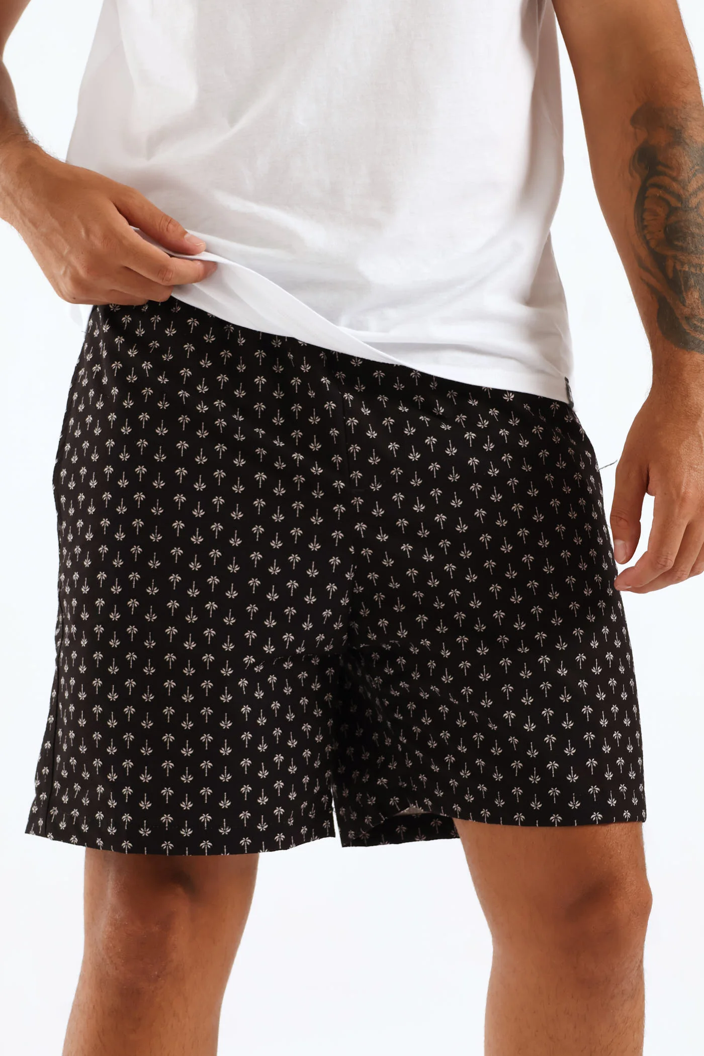 Seersucker Printed Beach Short - Black - Image 3