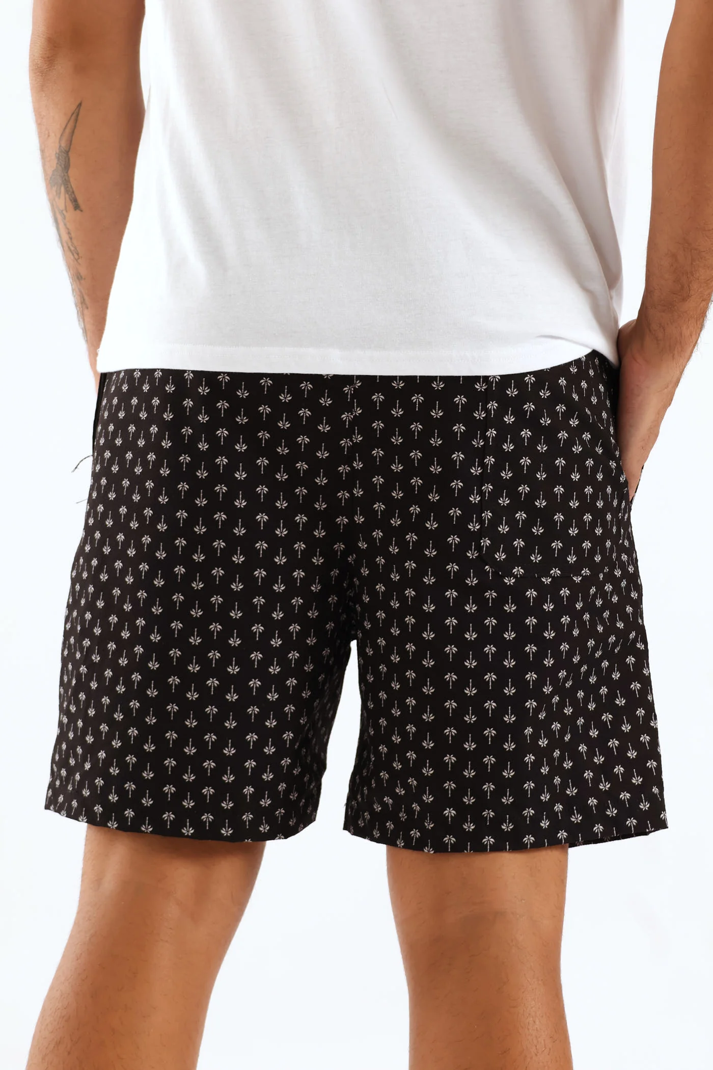 Seersucker Printed Beach Short - Black - Image 4